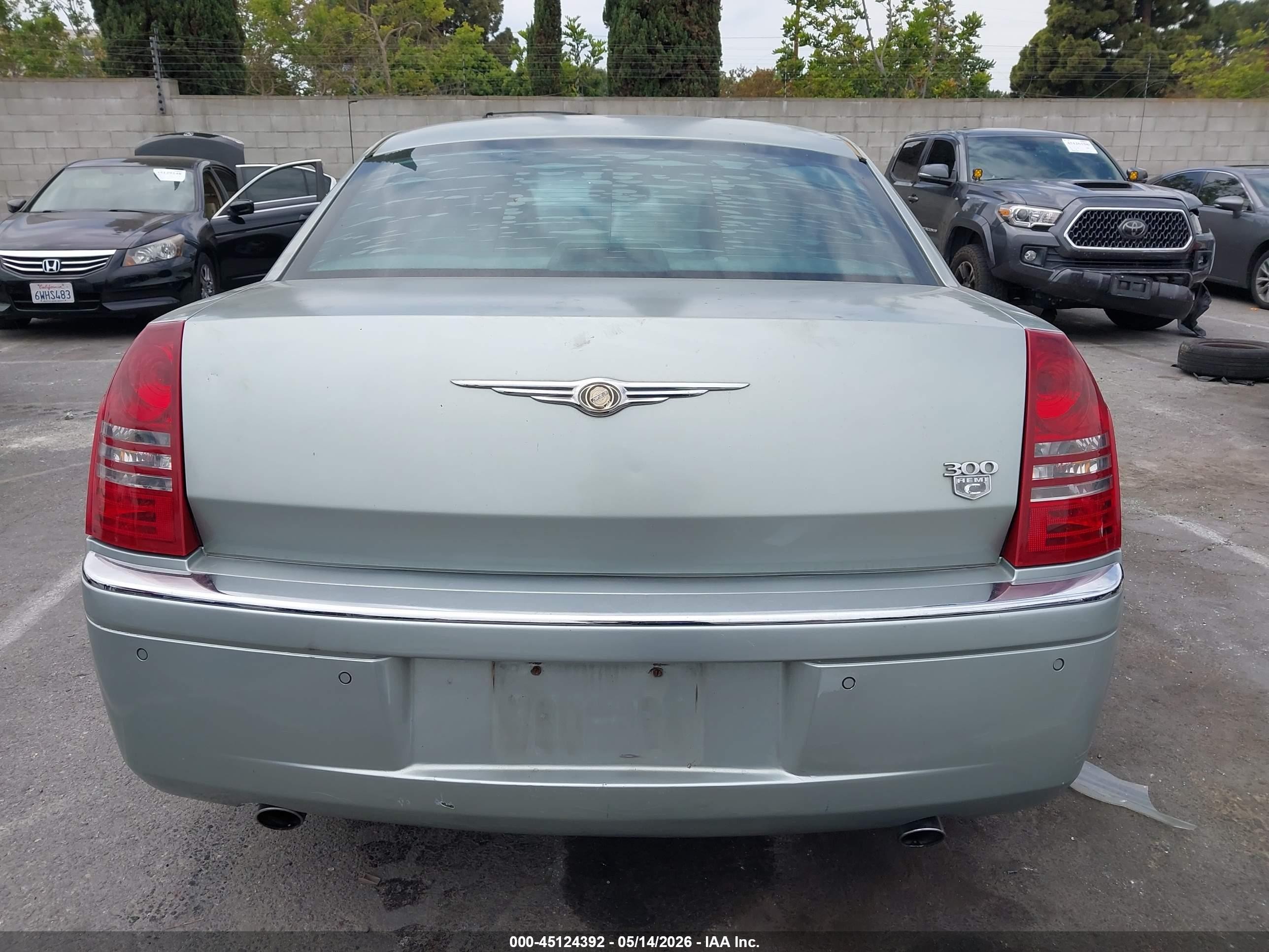 2006 Chrysler 300c   Blue vin: 2C3LA63H46H421503