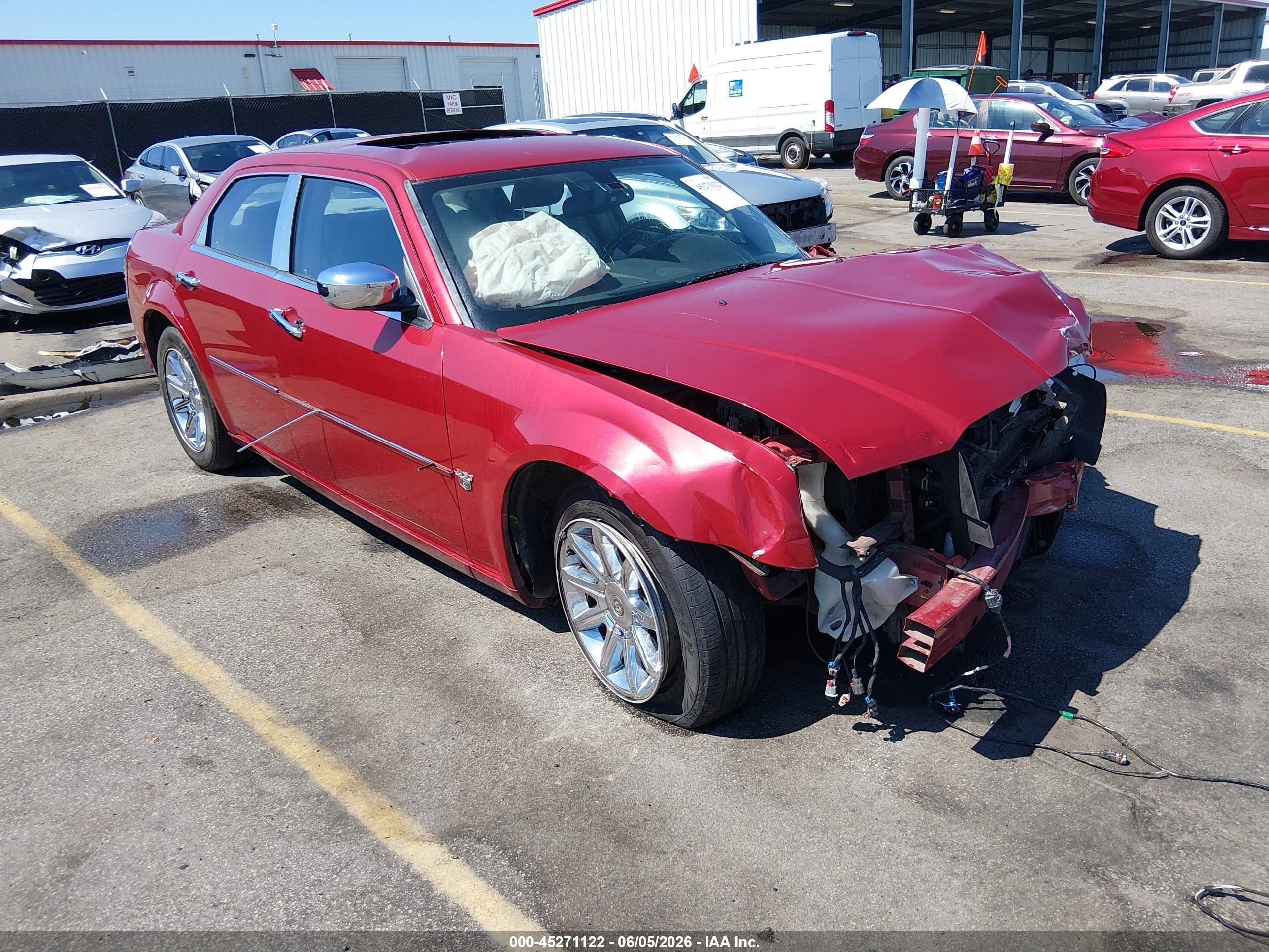 2007 Chrysler 300c   Red vin: 2C3LA63H47H767374