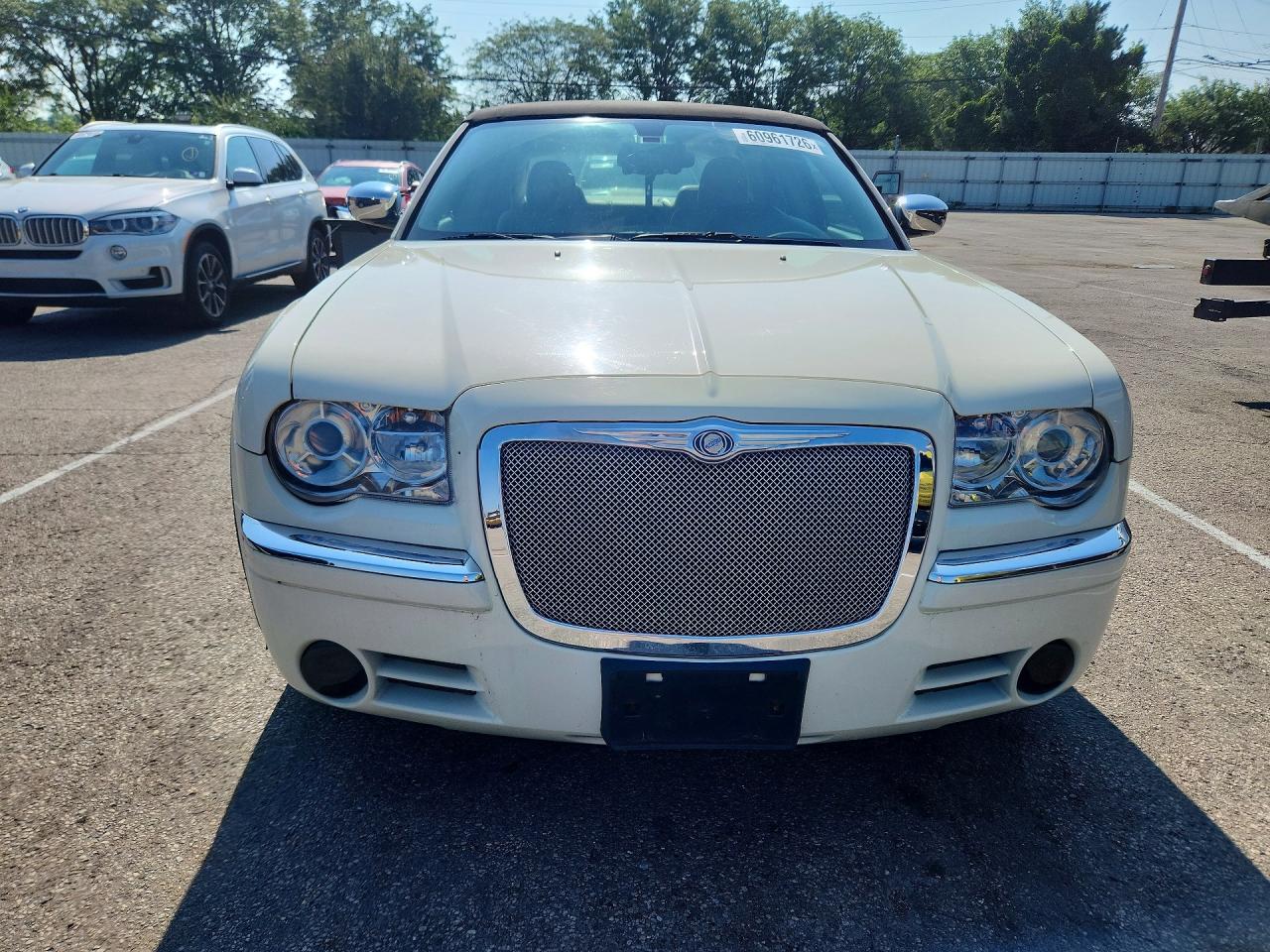 2007 Chrysler 300c Beige vin: 2C3LA63H47H876823