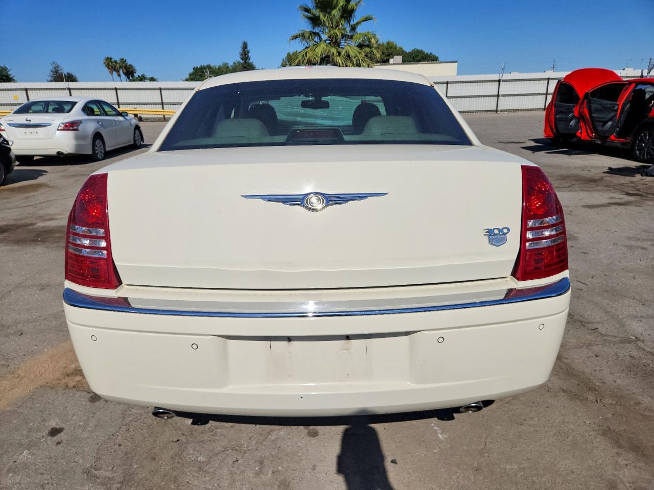 2006 Chrysler 300c White vin: 2C3LA63H56H439492