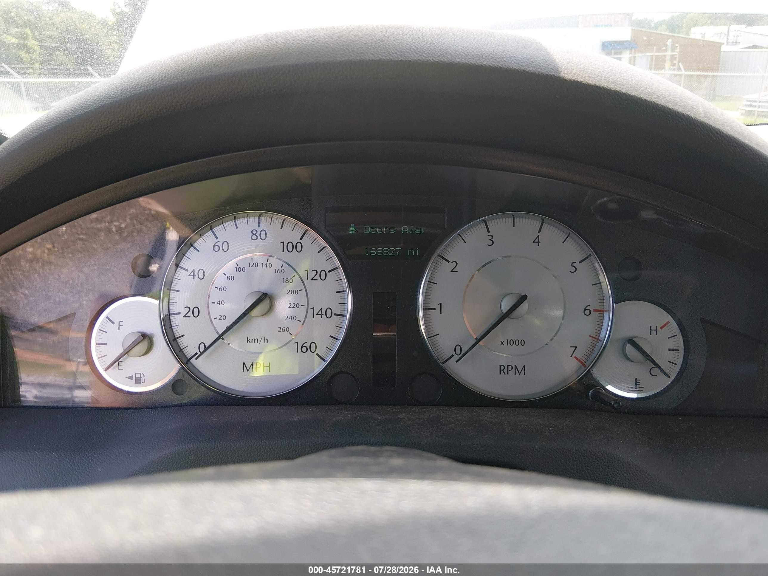 2008 Chrysler 300c Hemi Silver vin: 2C3LA63H58H139230