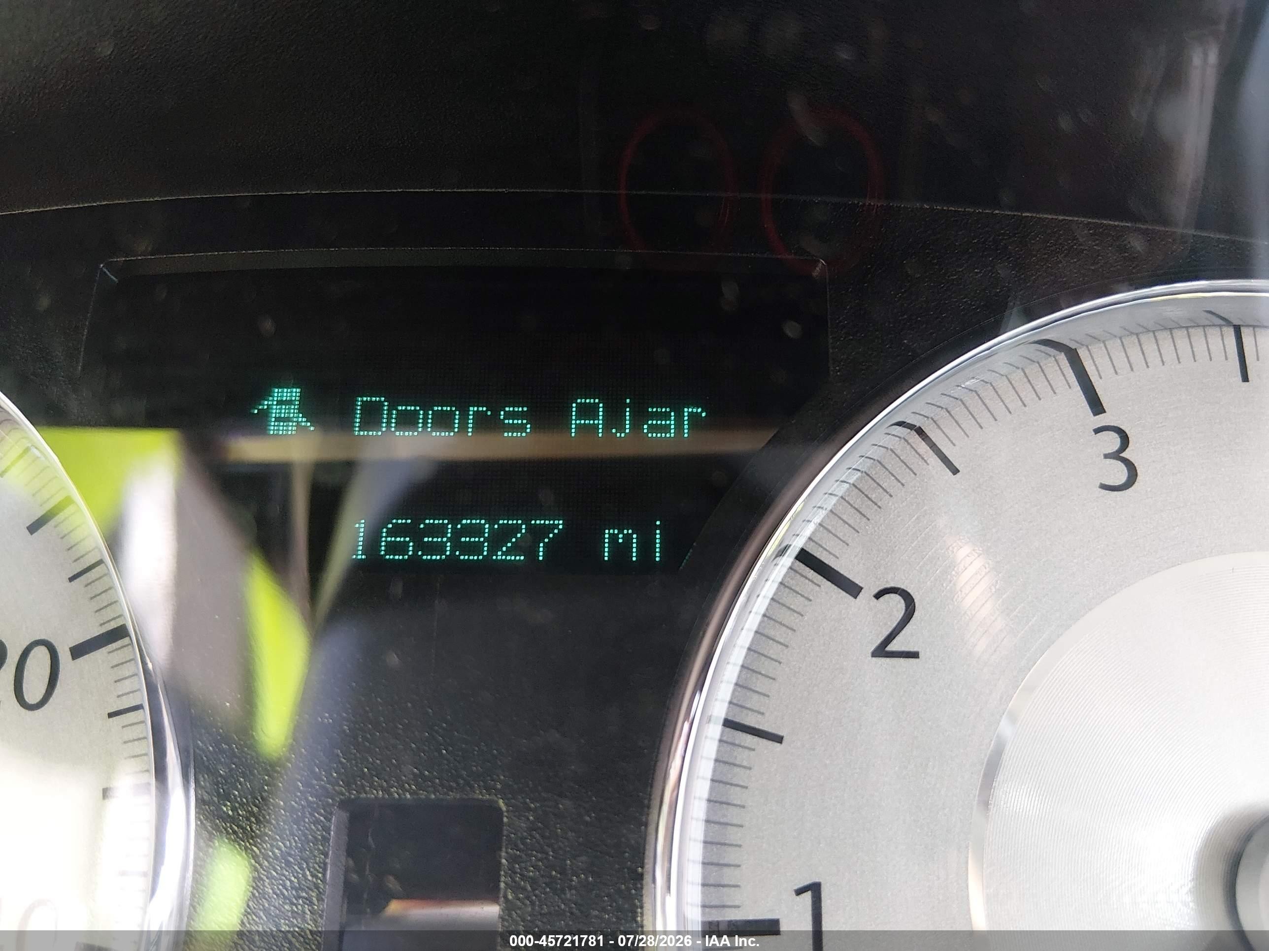 2008 Chrysler 300c Hemi Silver vin: 2C3LA63H58H139230