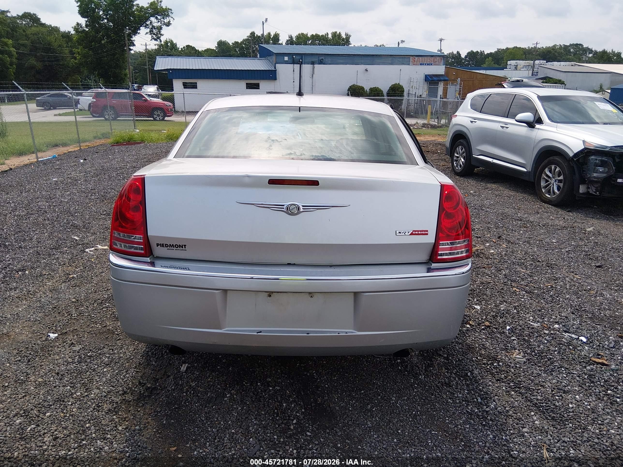 2008 Chrysler 300c Hemi Silver vin: 2C3LA63H58H139230