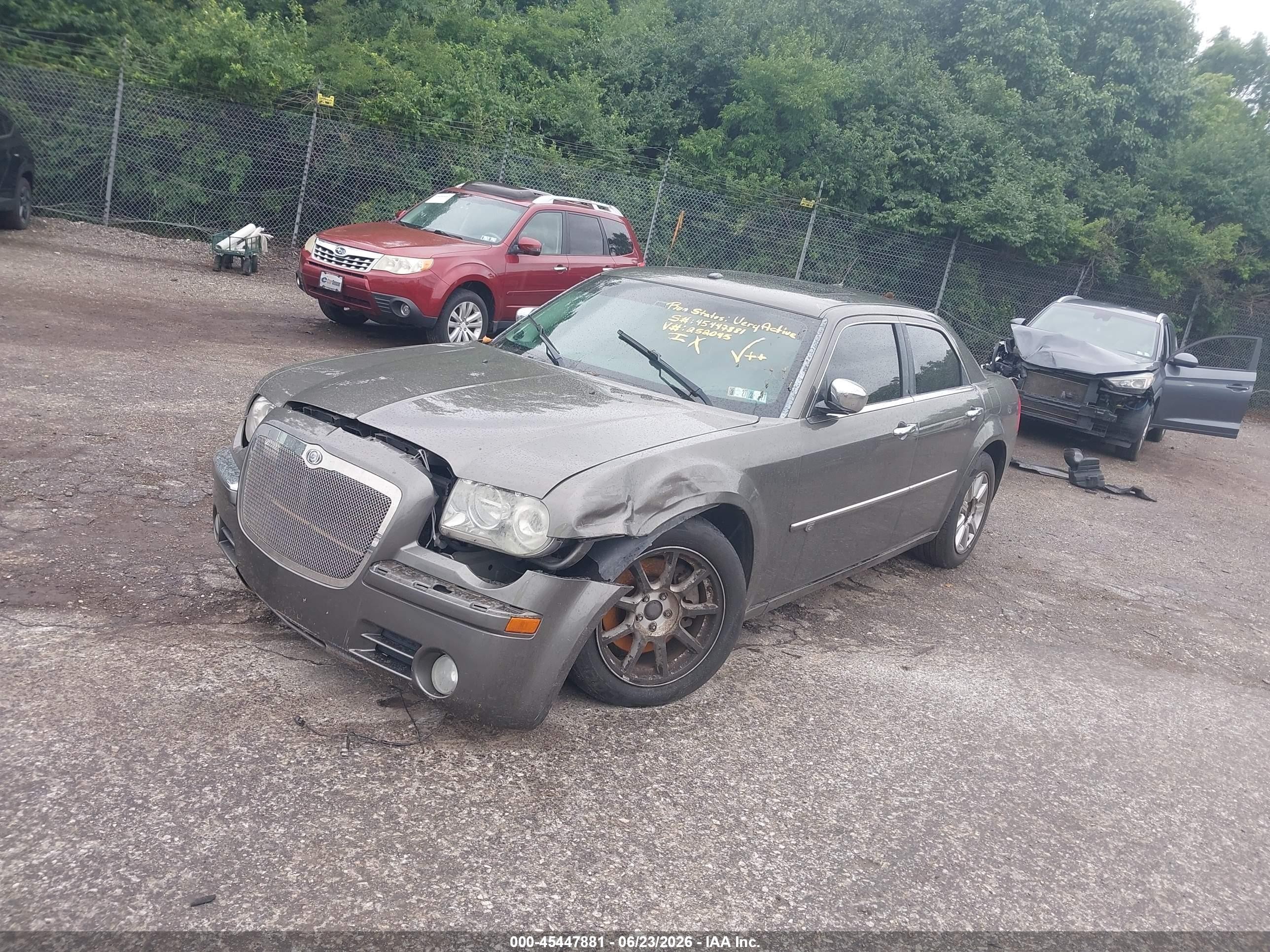 2008 Chrysler 300c Hemi Коричневый vin: 2C3LA63H58H252045