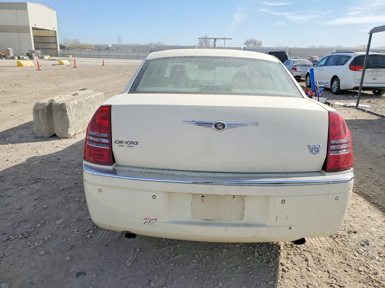 2006 Chrysler 300c Cream vin: 2C3LA63H66H246266