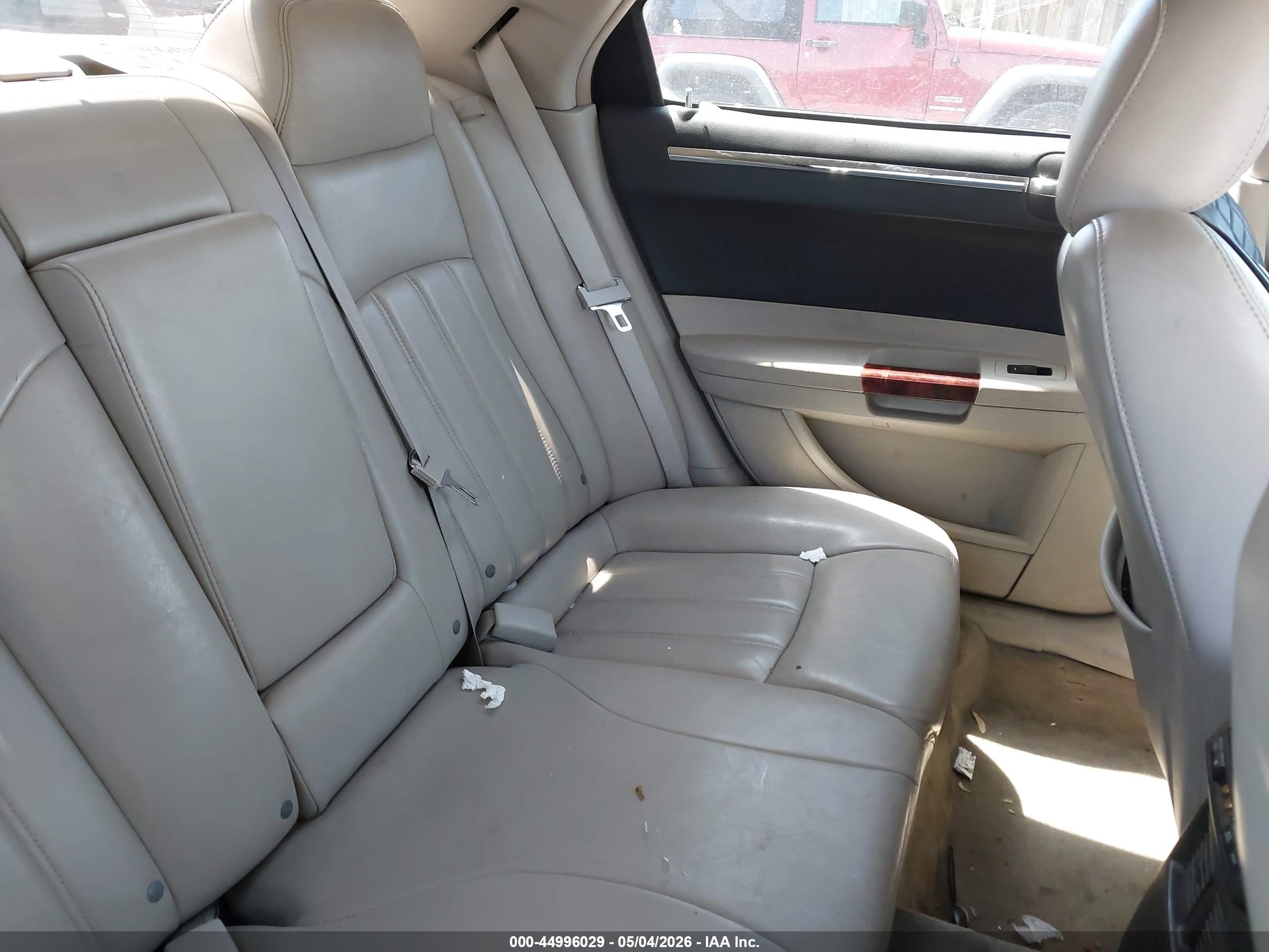2006 Chrysler 300c   Black vin: 2C3LA63H66H365001