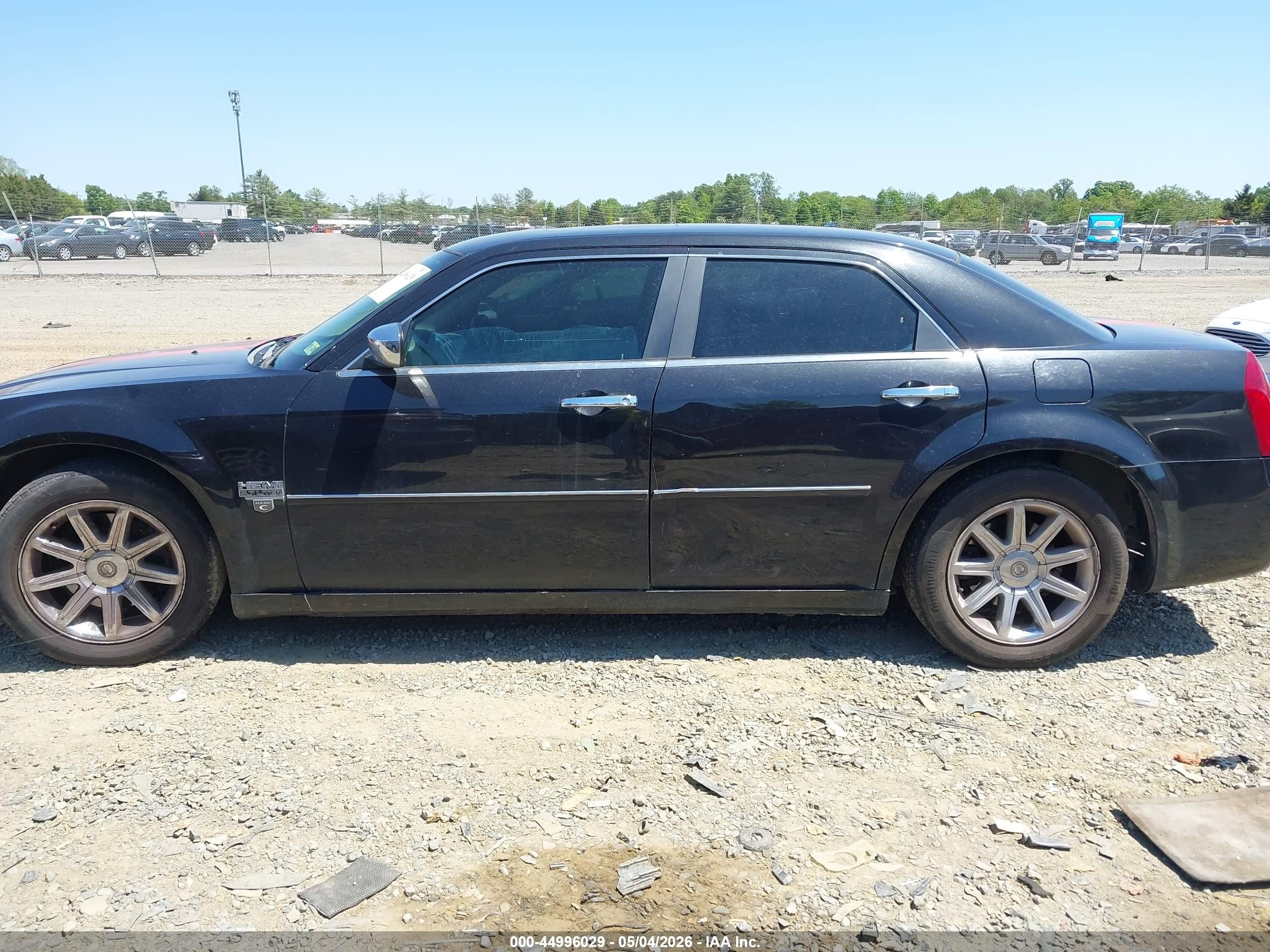 2006 Chrysler 300c   Black vin: 2C3LA63H66H365001