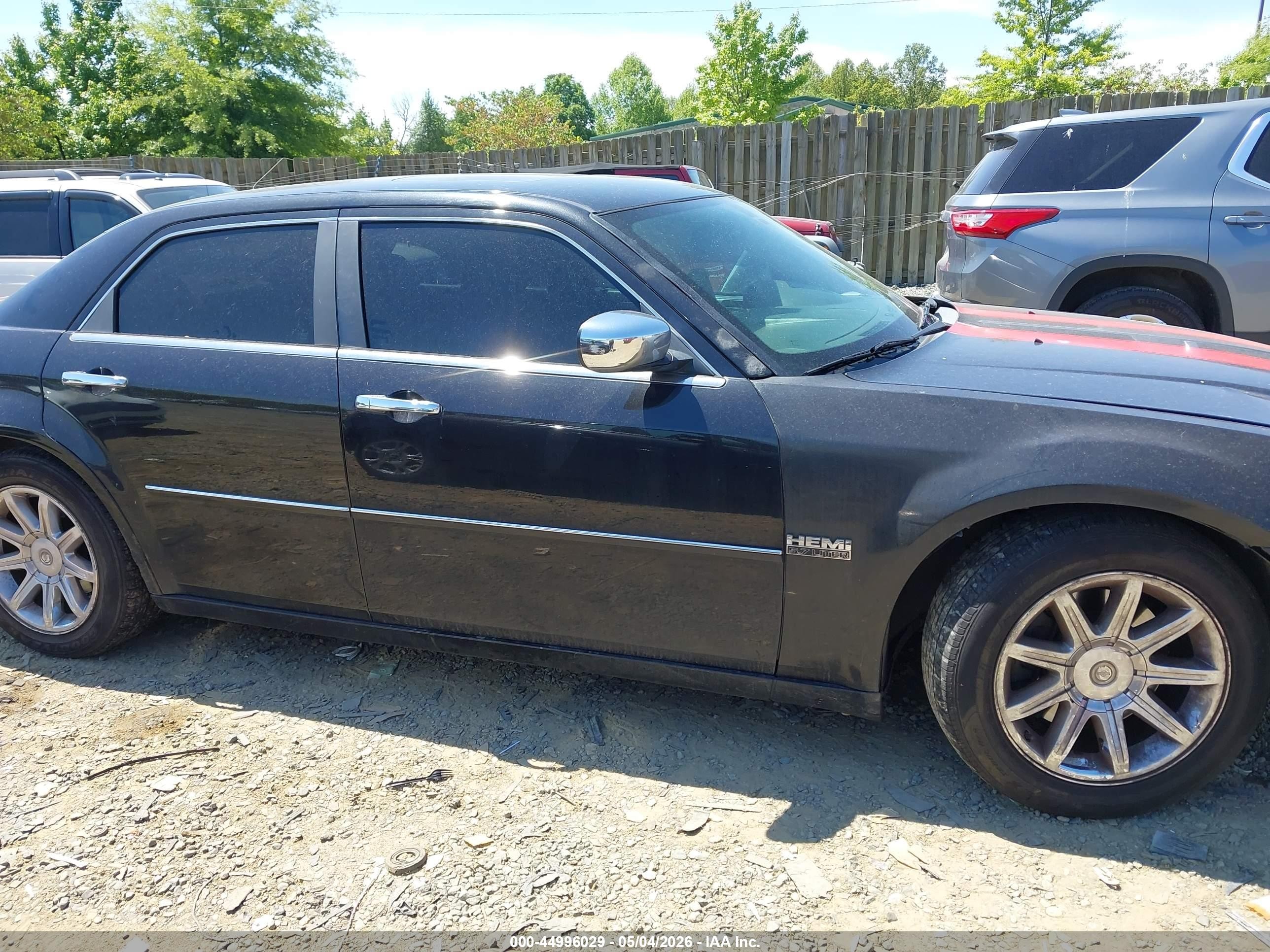 2006 Chrysler 300c   Black vin: 2C3LA63H66H365001