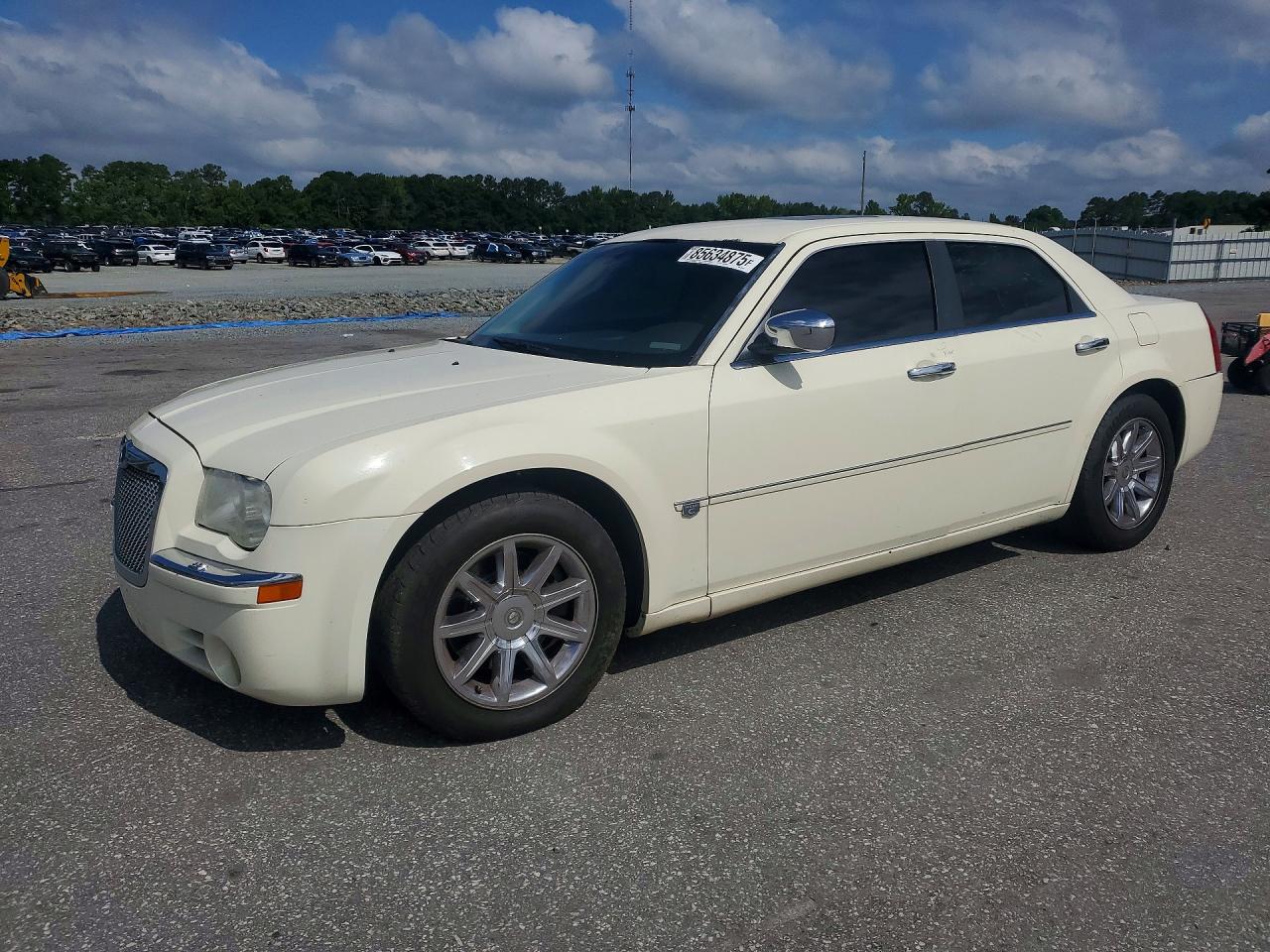 2006 Chrysler 300c Cream vin: 2C3LA63H76H365427