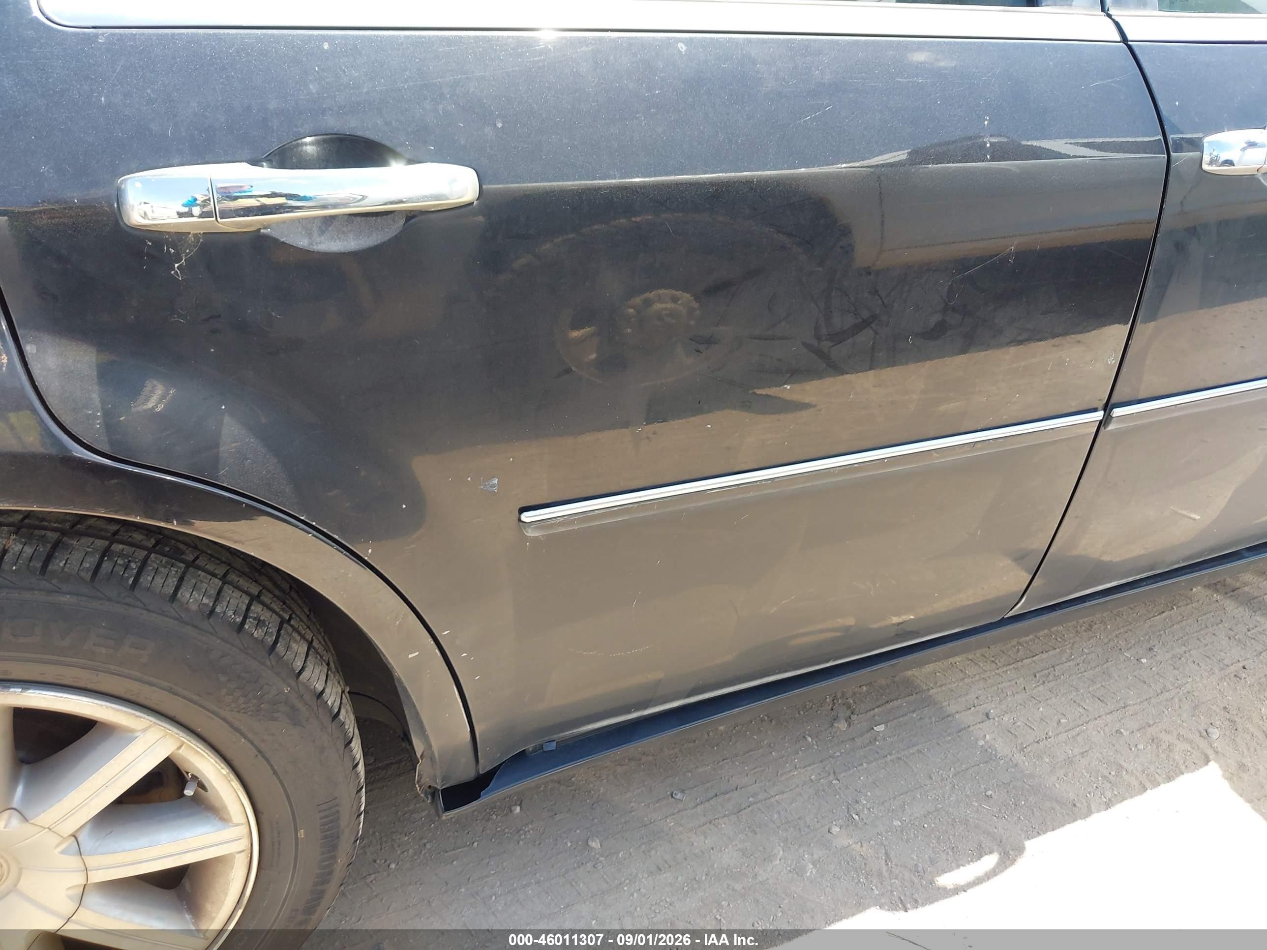 2007 Chrysler 300c   Black vin: 2C3LA63H77H706133