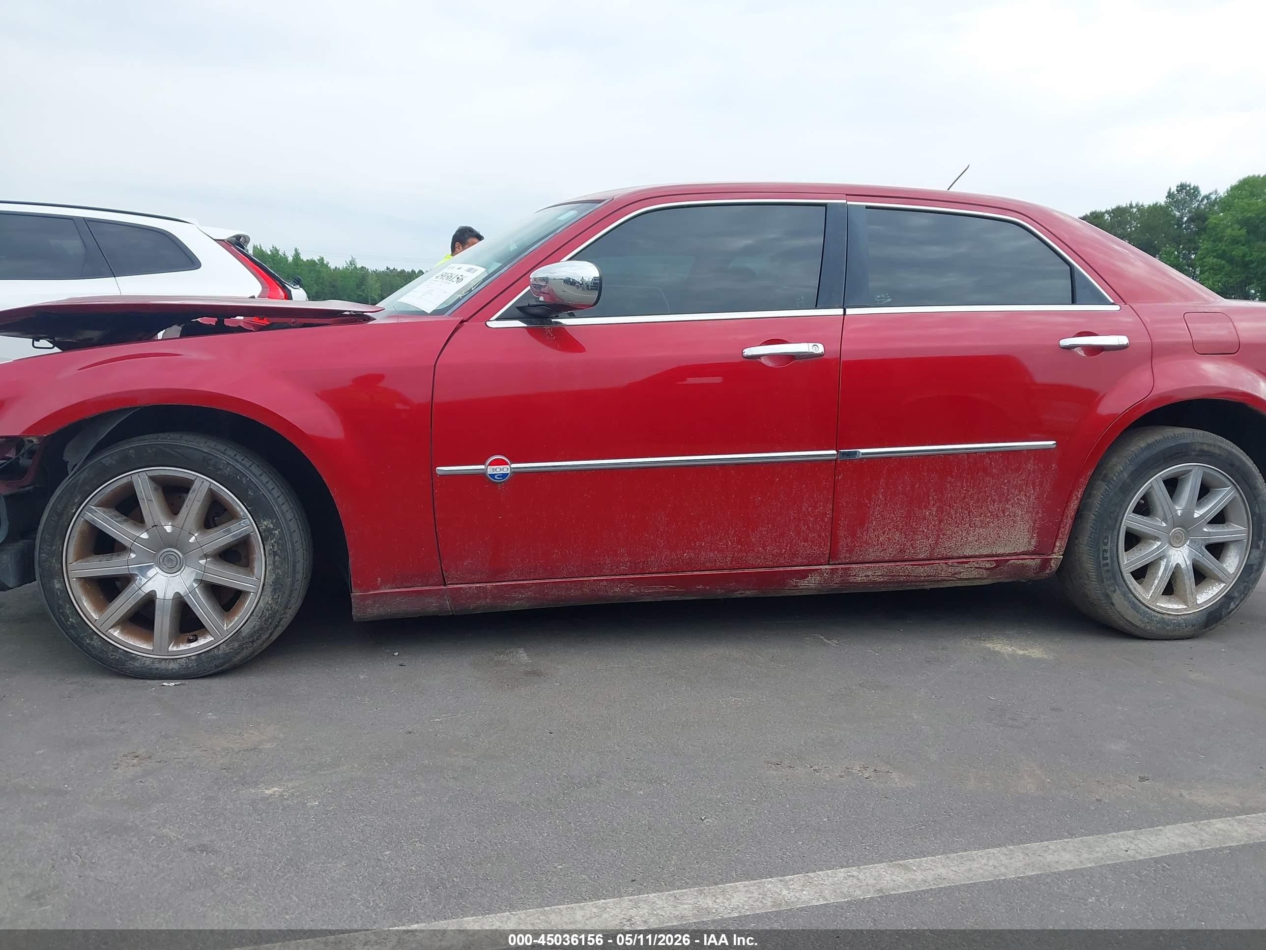 2008 Chrysler 300c Hemi Red vin: 2C3LA63H78H223176