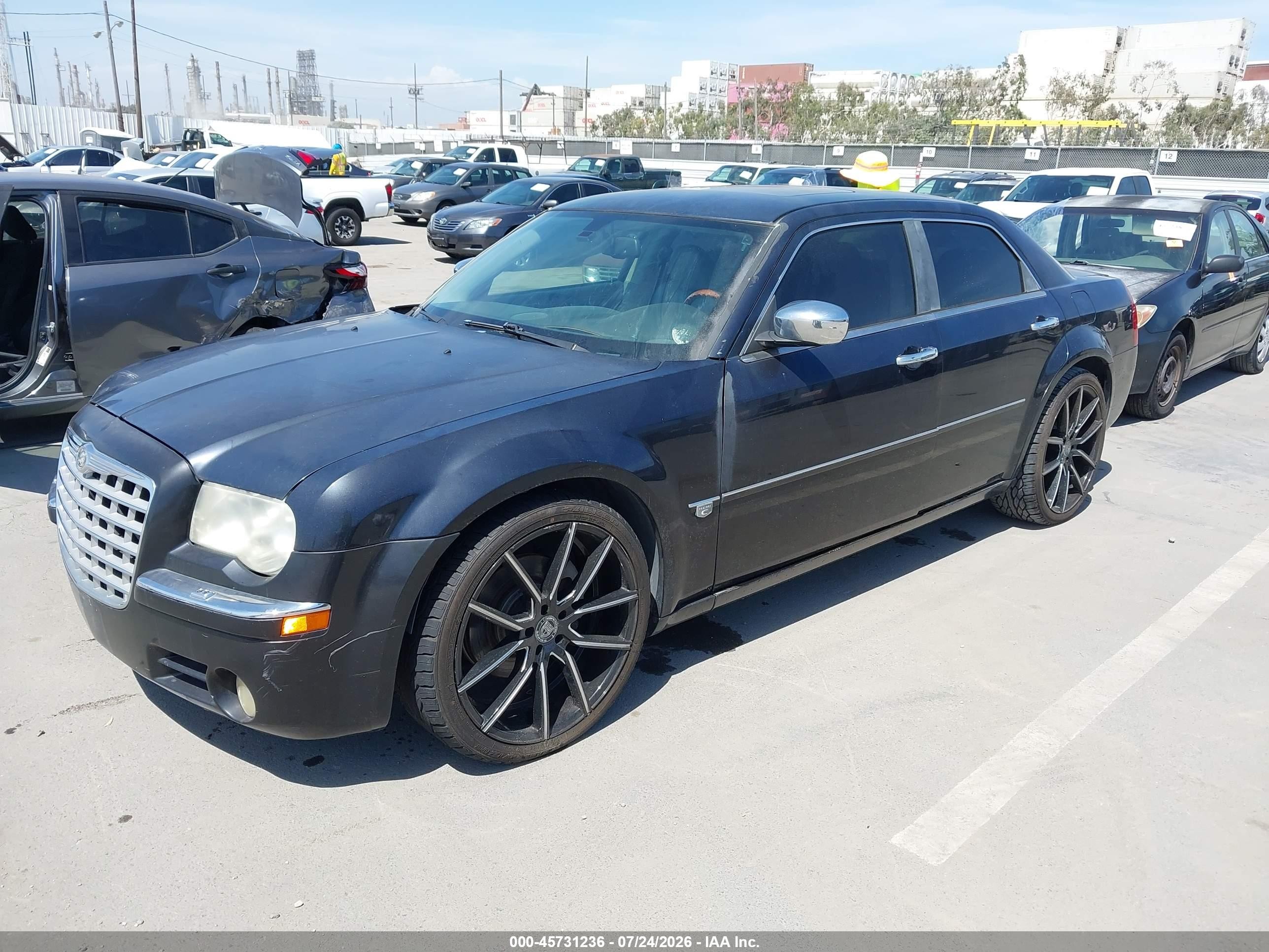 2006 Chrysler 300c   Черный vin: 2C3LA63H86H397612