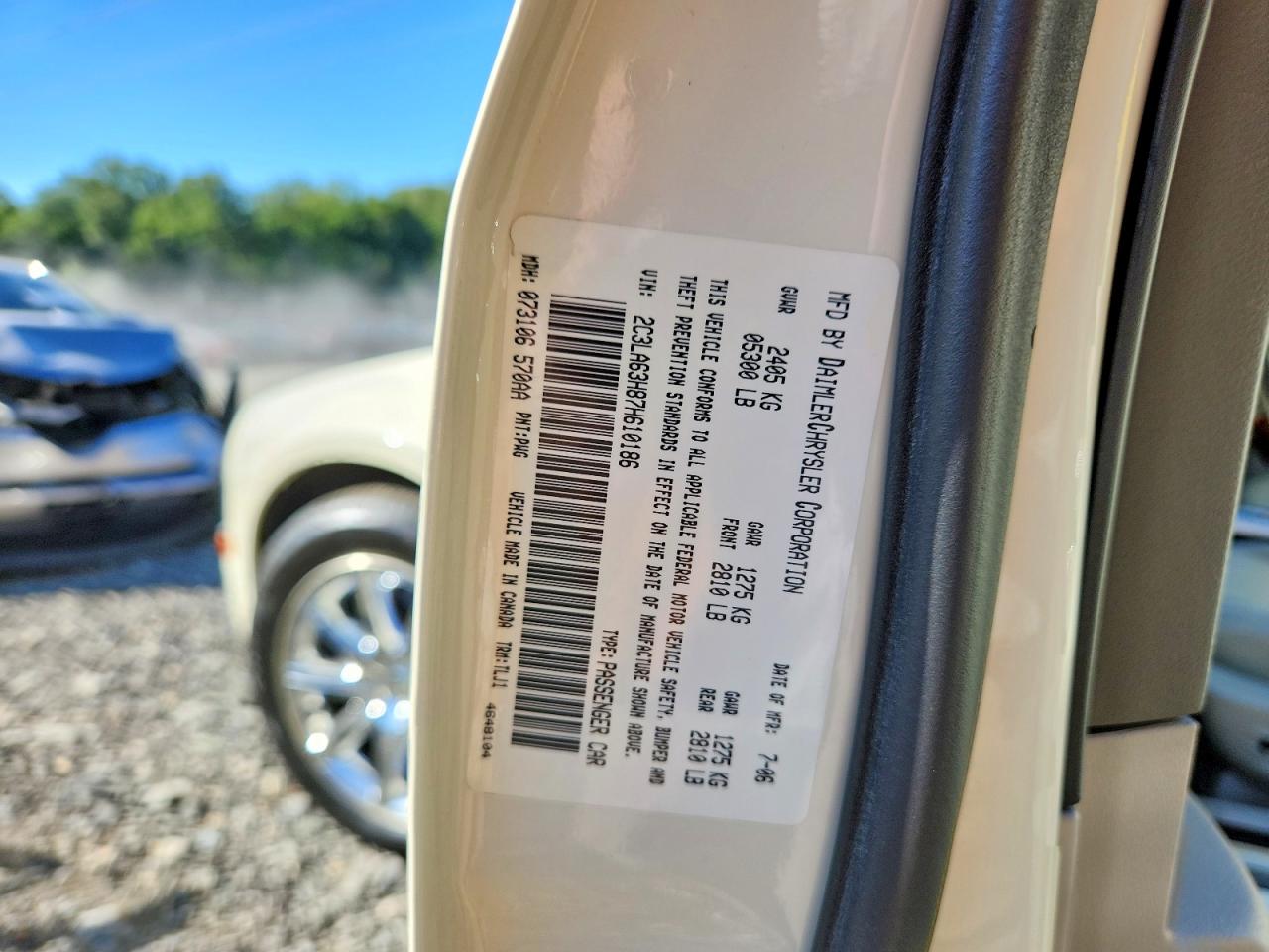 2007 Chrysler 300c White vin: 2C3LA63H87H610186