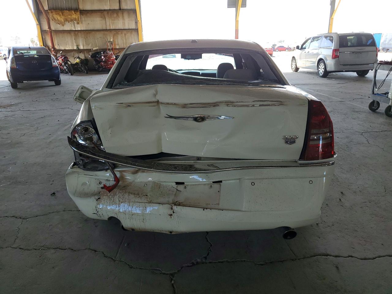 2007 Chrysler 300c Кремовый vin: 2C3LA63H87H871754