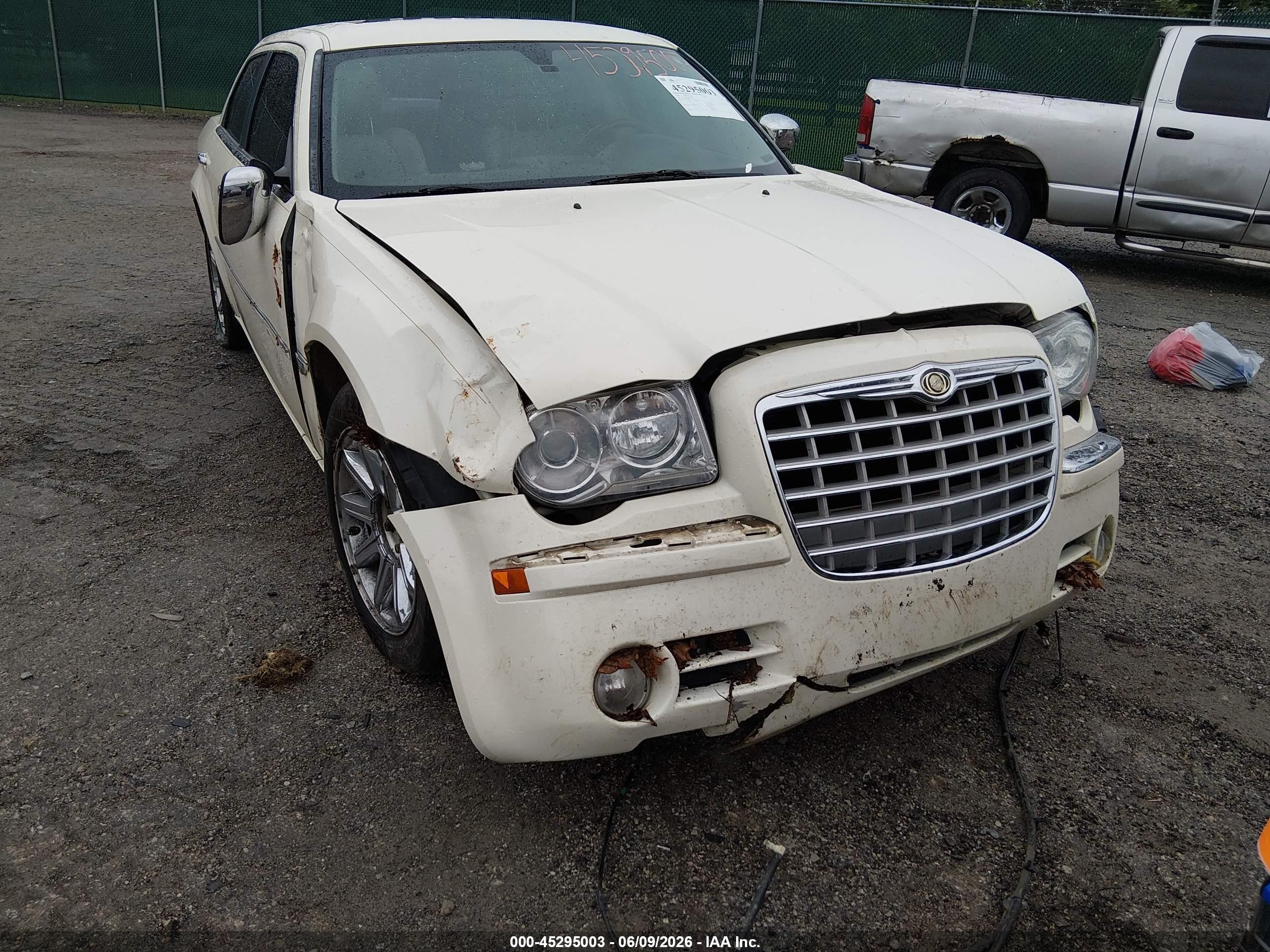 2006 Chrysler 300c   Tan vin: 2C3LA63H96H207364
