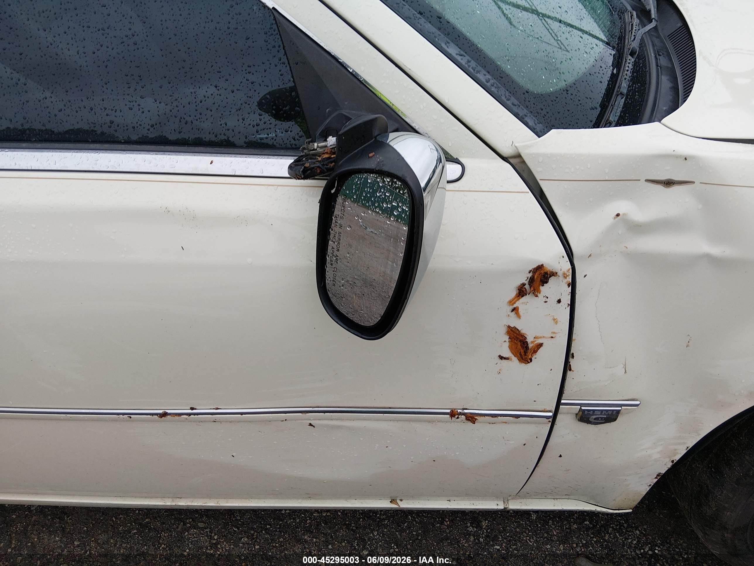 2006 Chrysler 300c   Tan vin: 2C3LA63H96H207364
