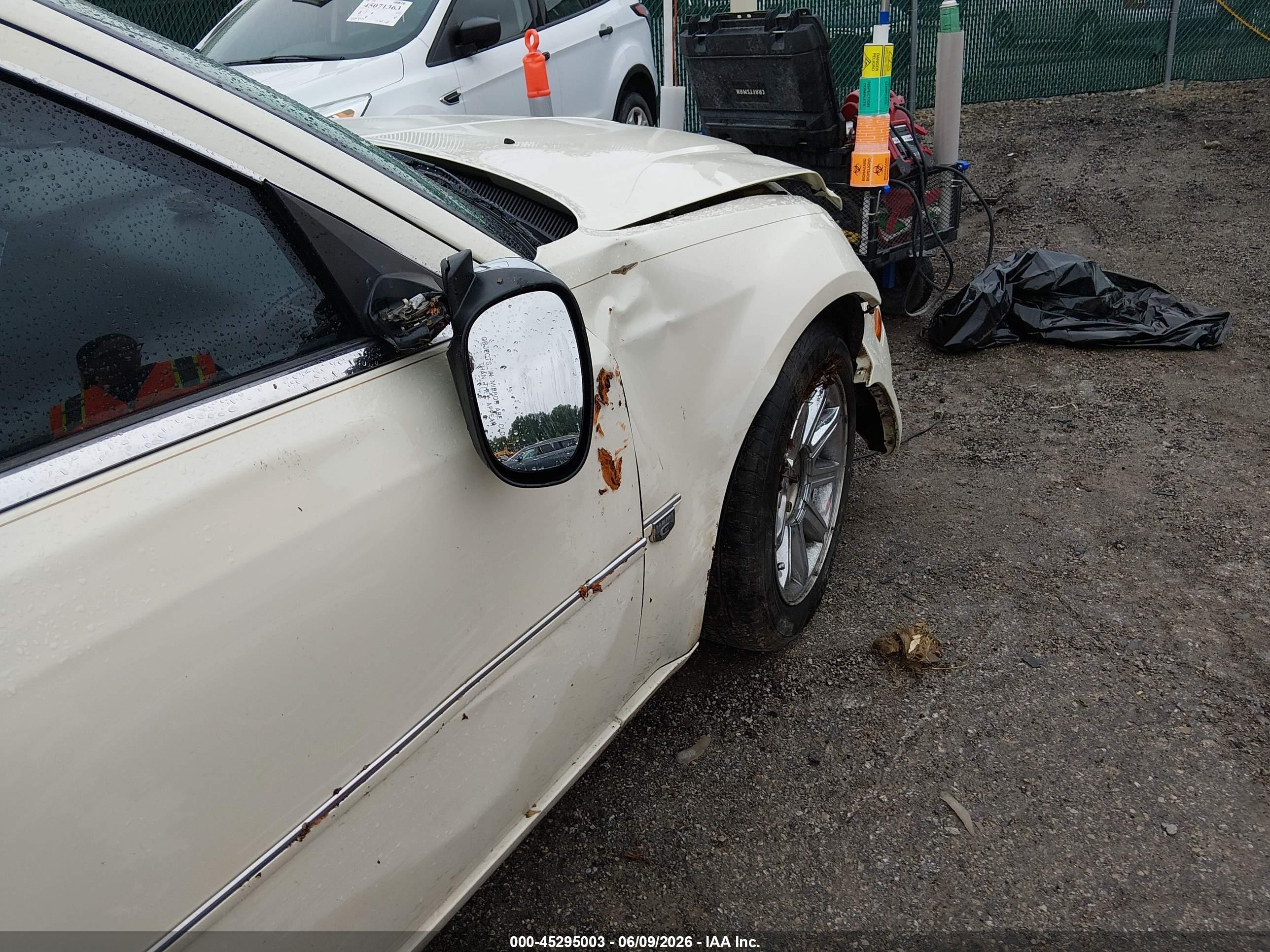 2006 Chrysler 300c   Tan vin: 2C3LA63H96H207364