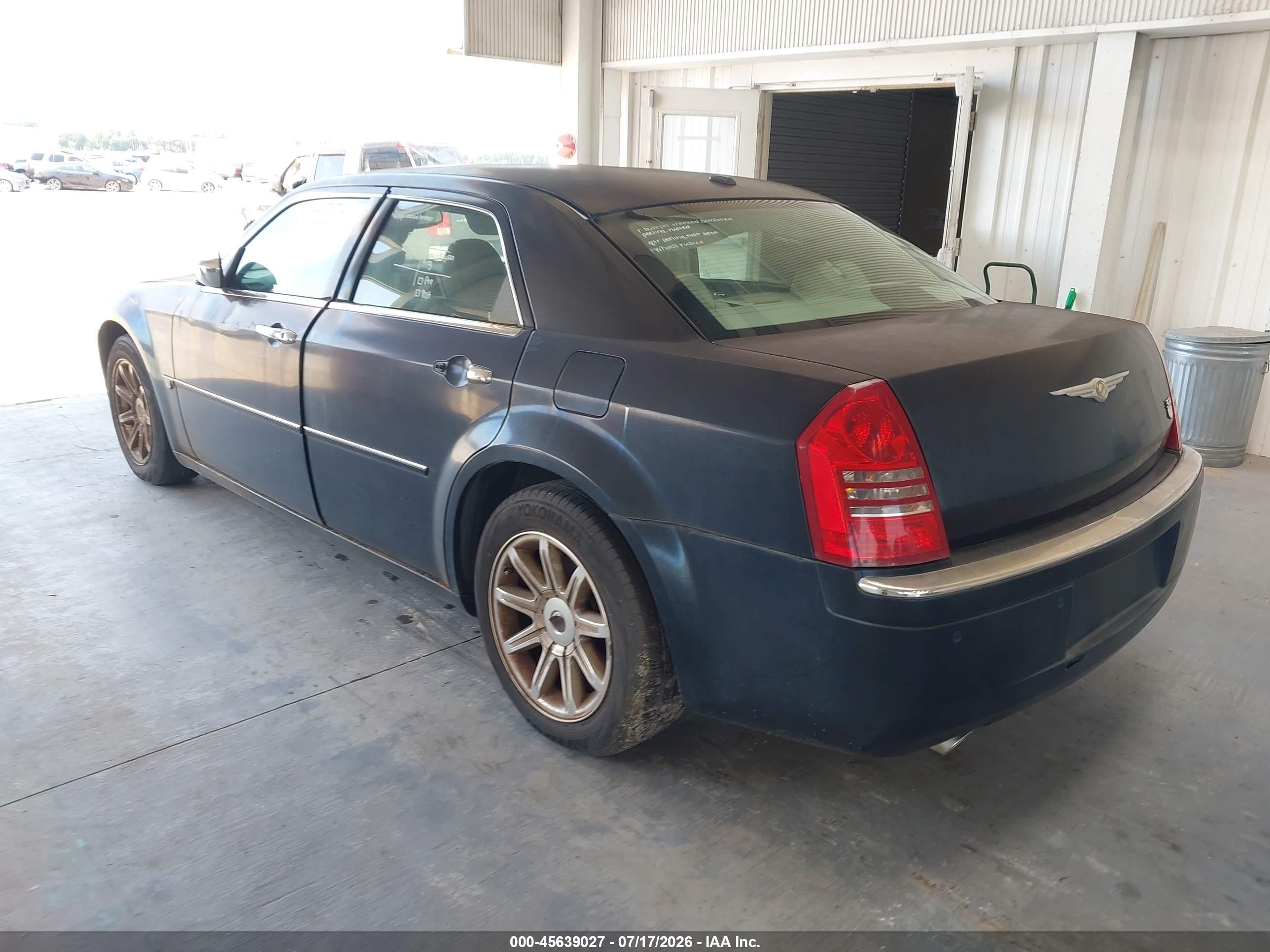2006 Chrysler 300c   Black vin: 2C3LA63H96H396646