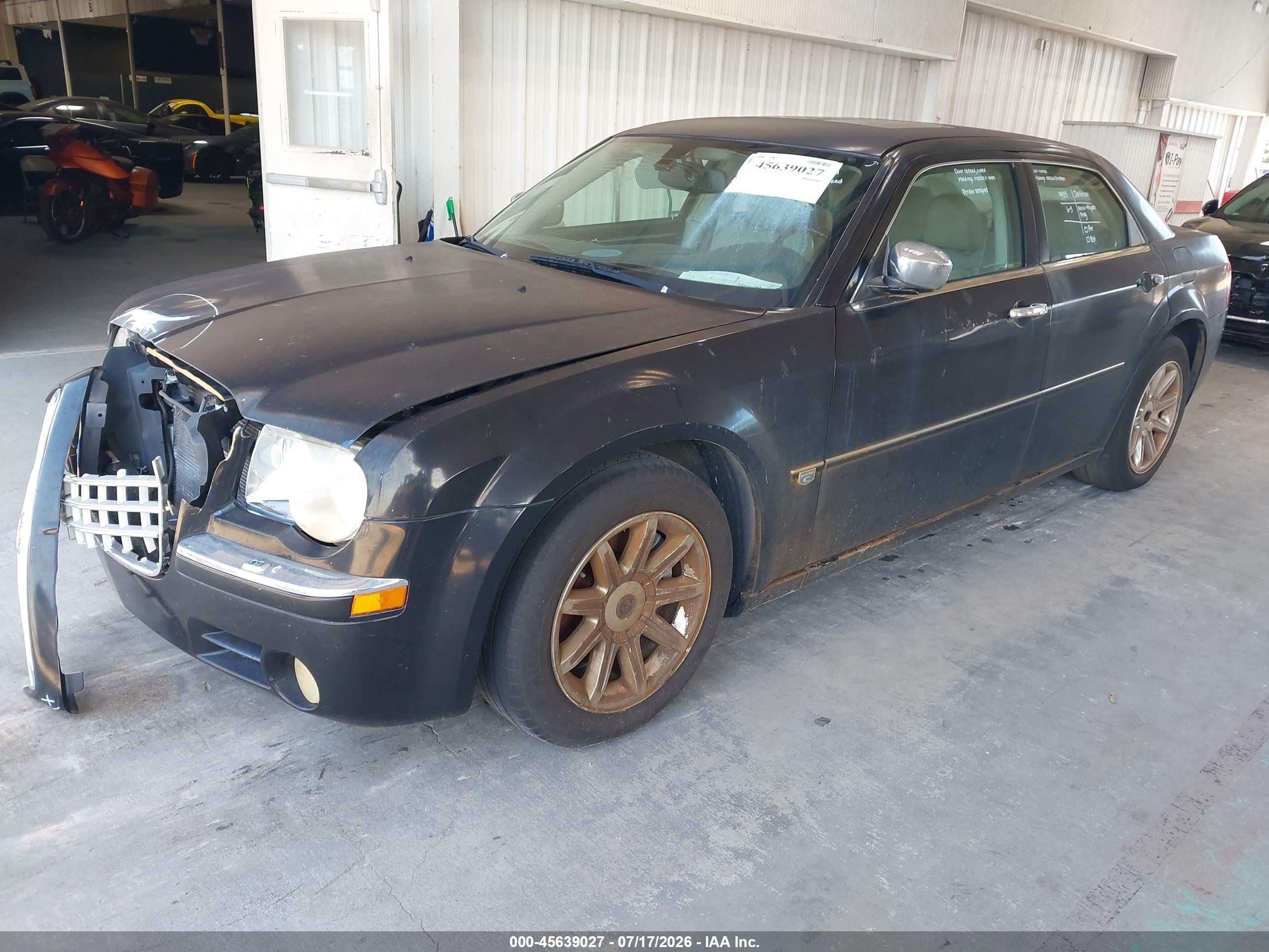 2006 Chrysler 300c   Black vin: 2C3LA63H96H396646