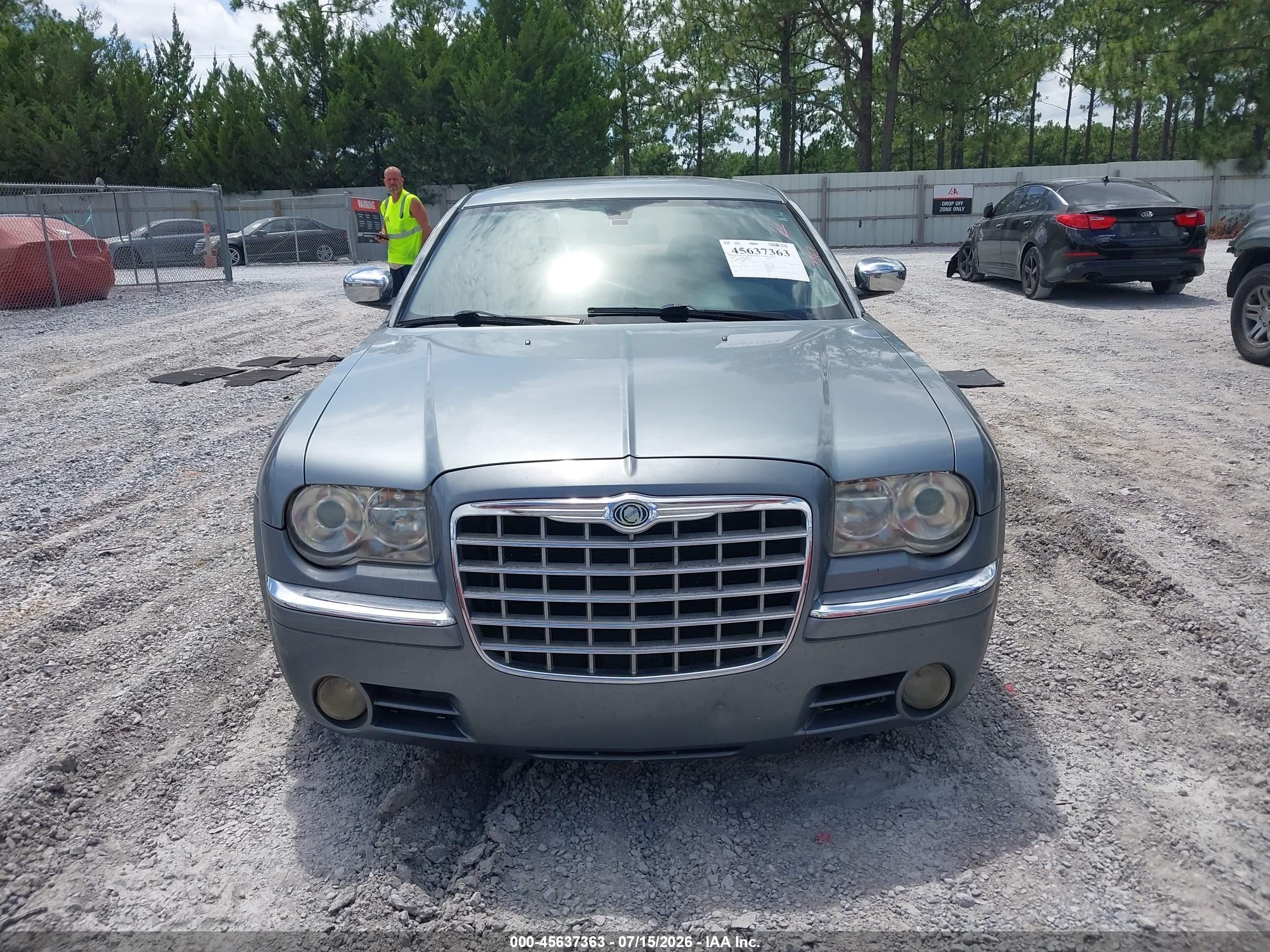 2006 Chrysler 300c   Light Blue vin: 2C3LA63H96H450057
