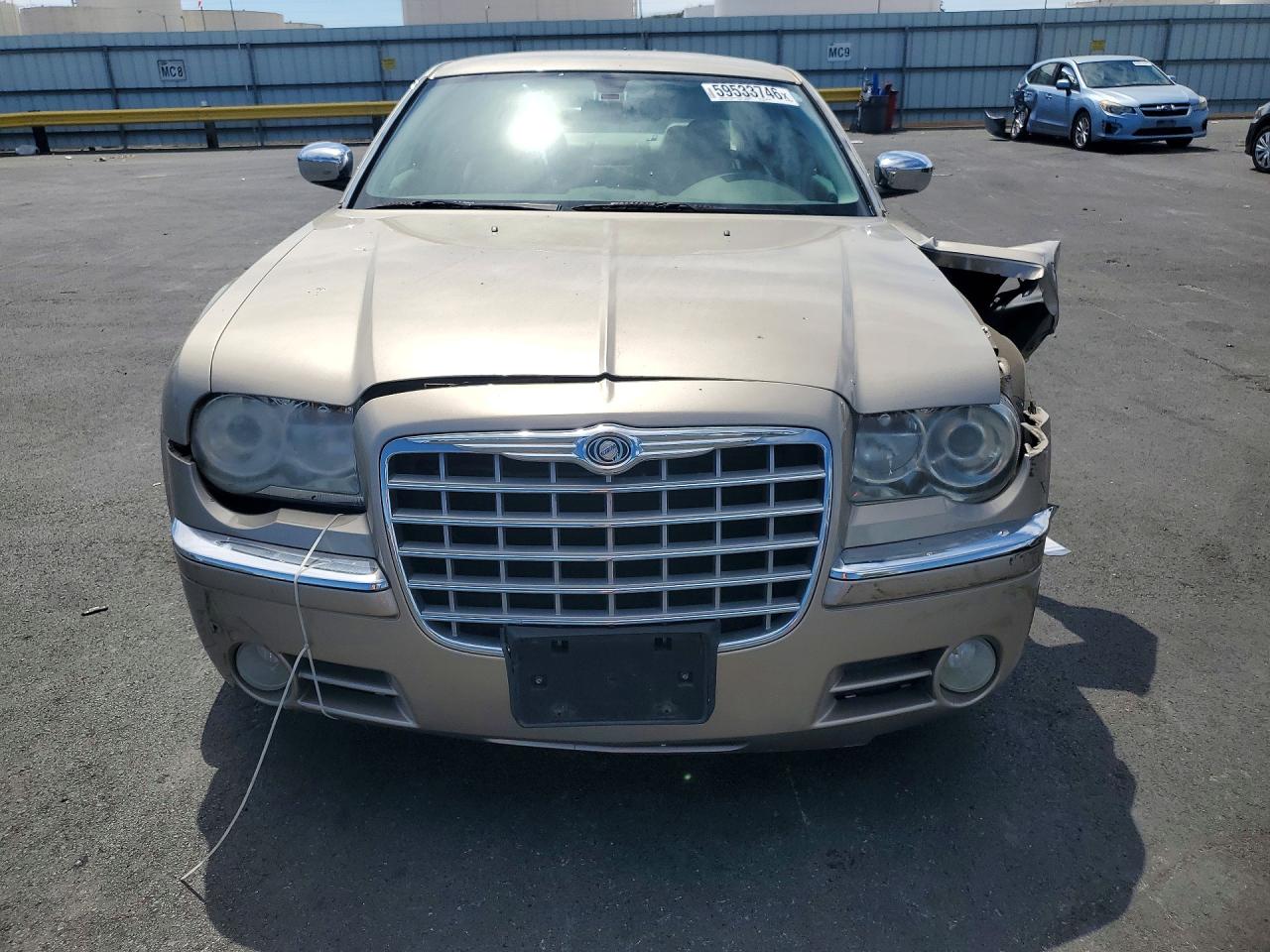 2008 Chrysler 300c Beige vin: 2C3LA63HX8H229182