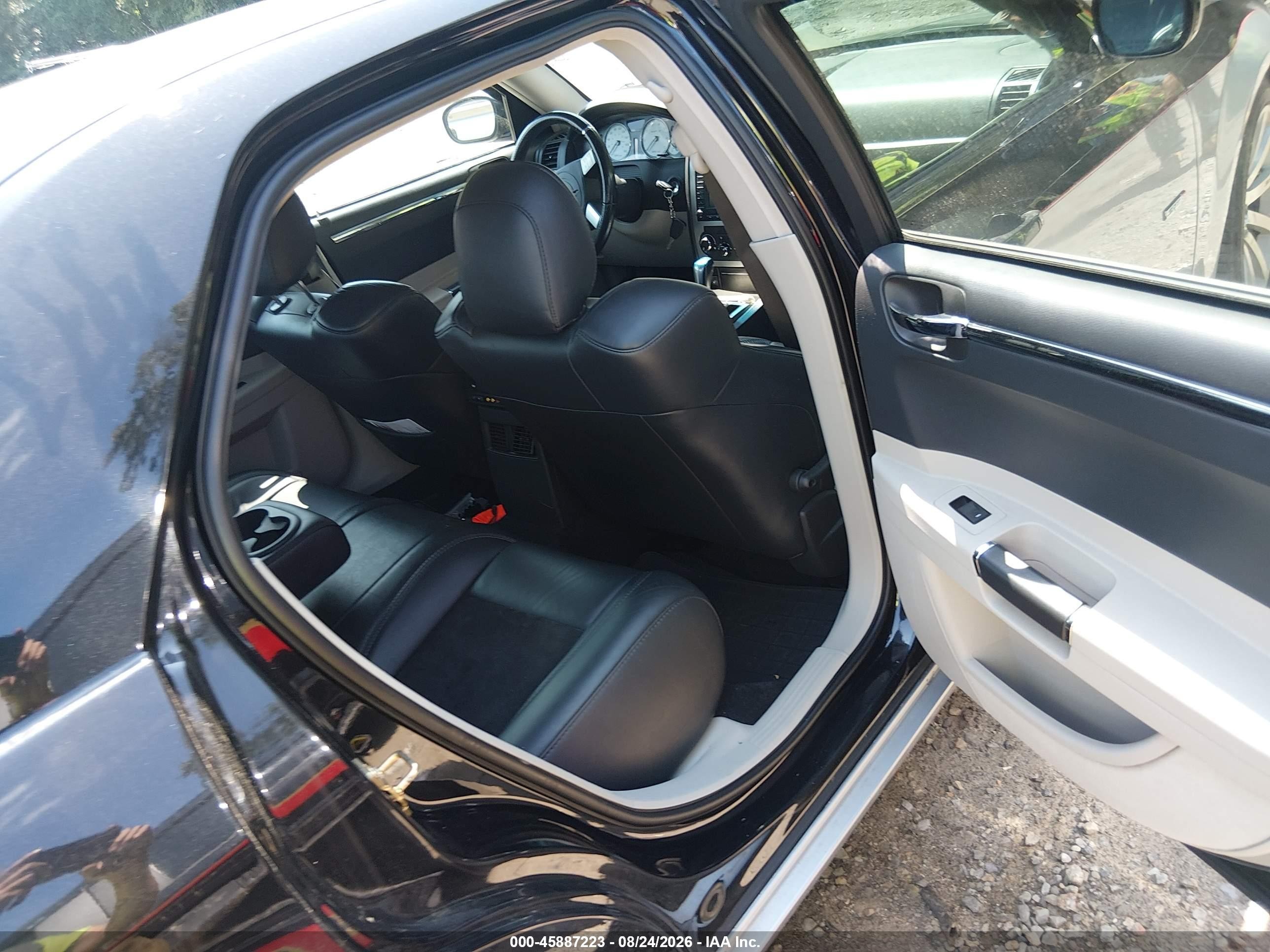 2006 Chrysler 300c Srt8 Черный vin: 2C3LA73W06H386687