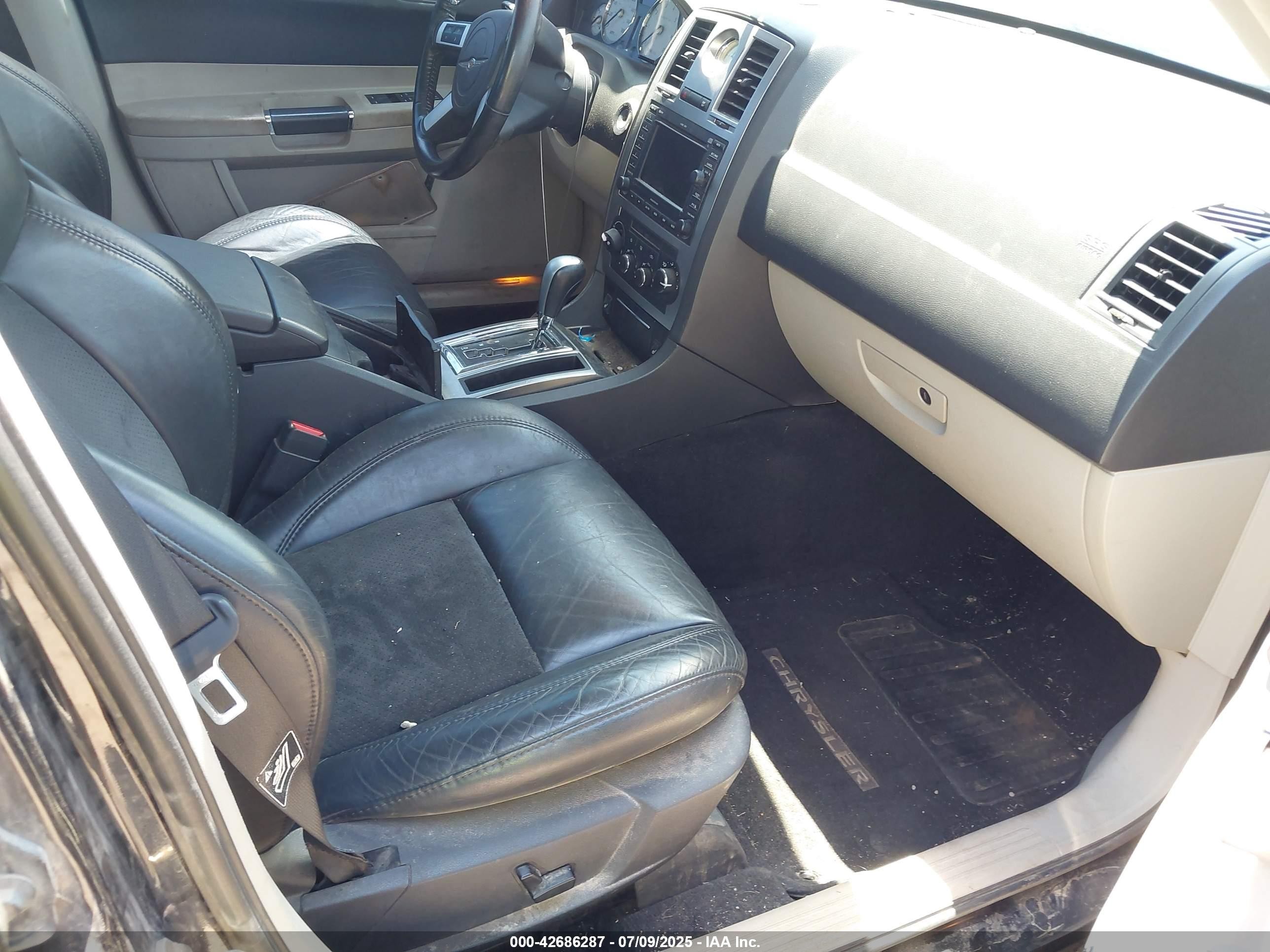 2007 Chrysler 300c Srt8 Черный vin: 2C3LA73W77H637836