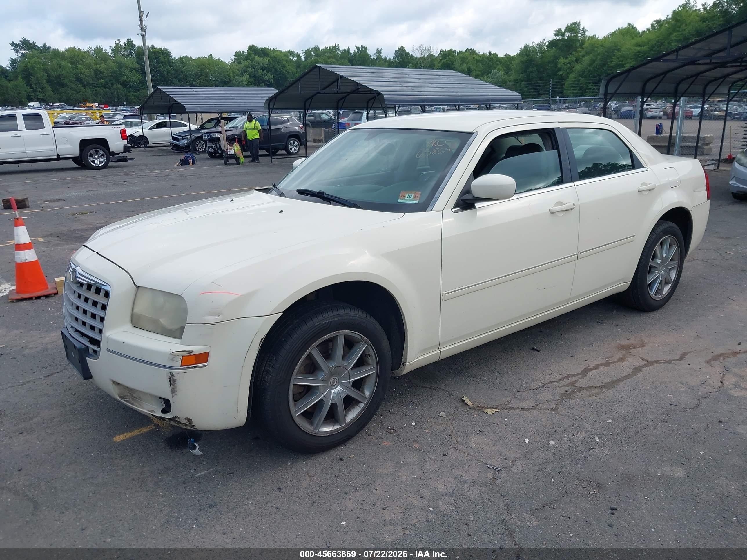2007 Chrysler 300 Touring Белый vin: 2C3LK53G57H821943