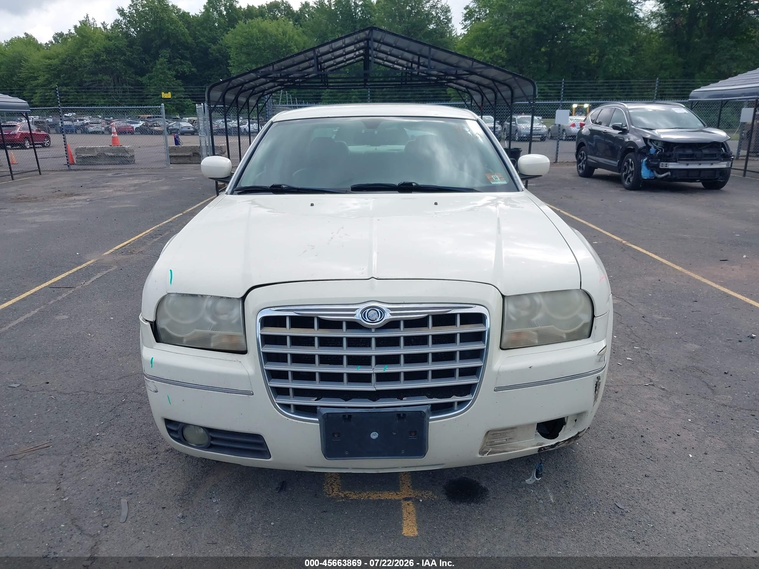 2007 Chrysler 300 Touring Белый vin: 2C3LK53G57H821943