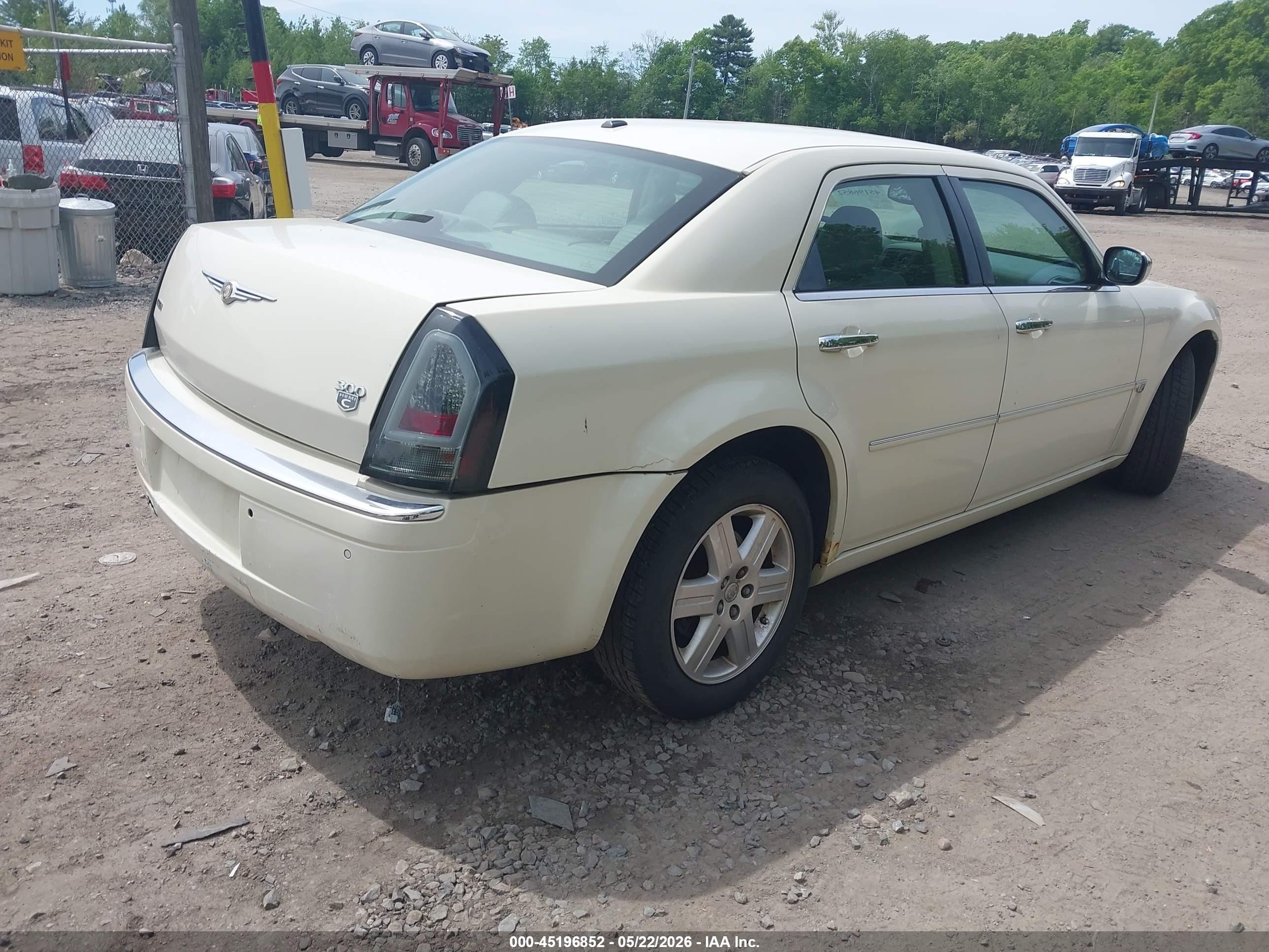 2006 Chrysler 300c   Cream vin: 2C3LK63HX6H401513