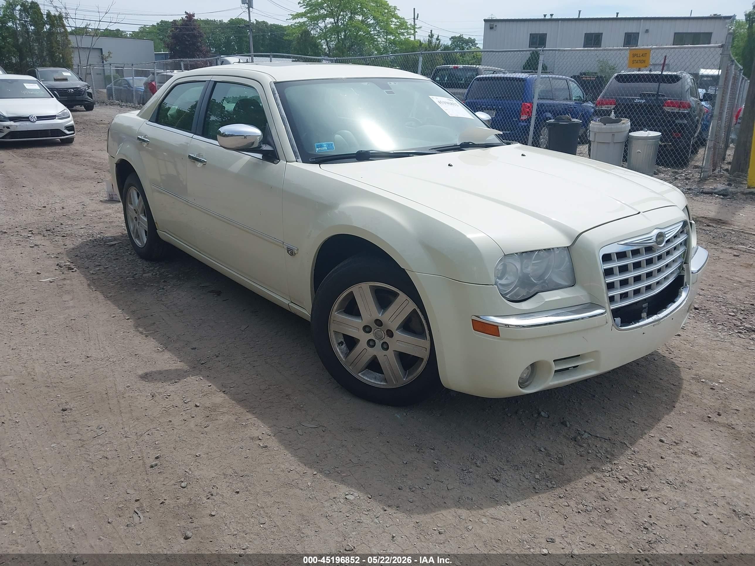 2006 Chrysler 300c   Cream vin: 2C3LK63HX6H401513