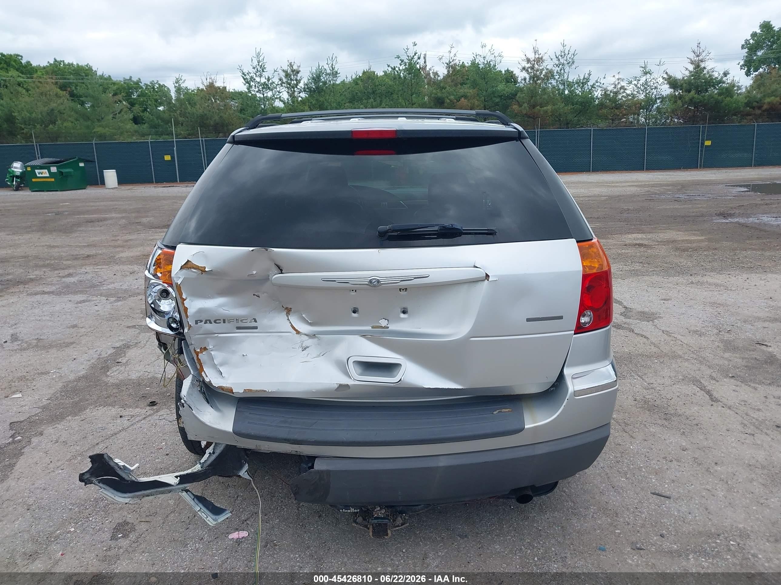 2005 Chrysler Pacifica Touring Silver vin: 2C4GF68415R495412
