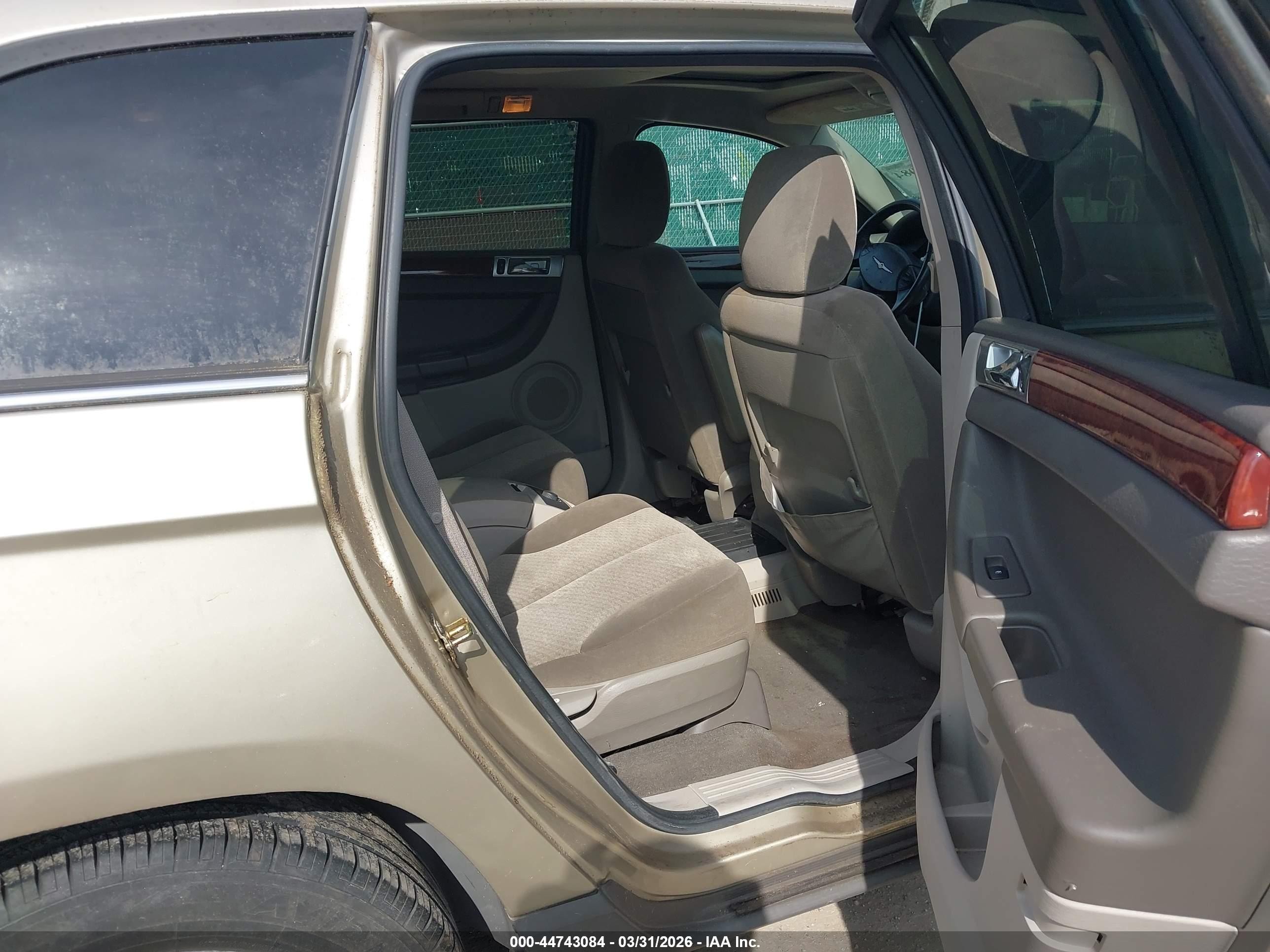 2005 Chrysler Pacifica Touring Gold vin: 2C4GM68415R423096