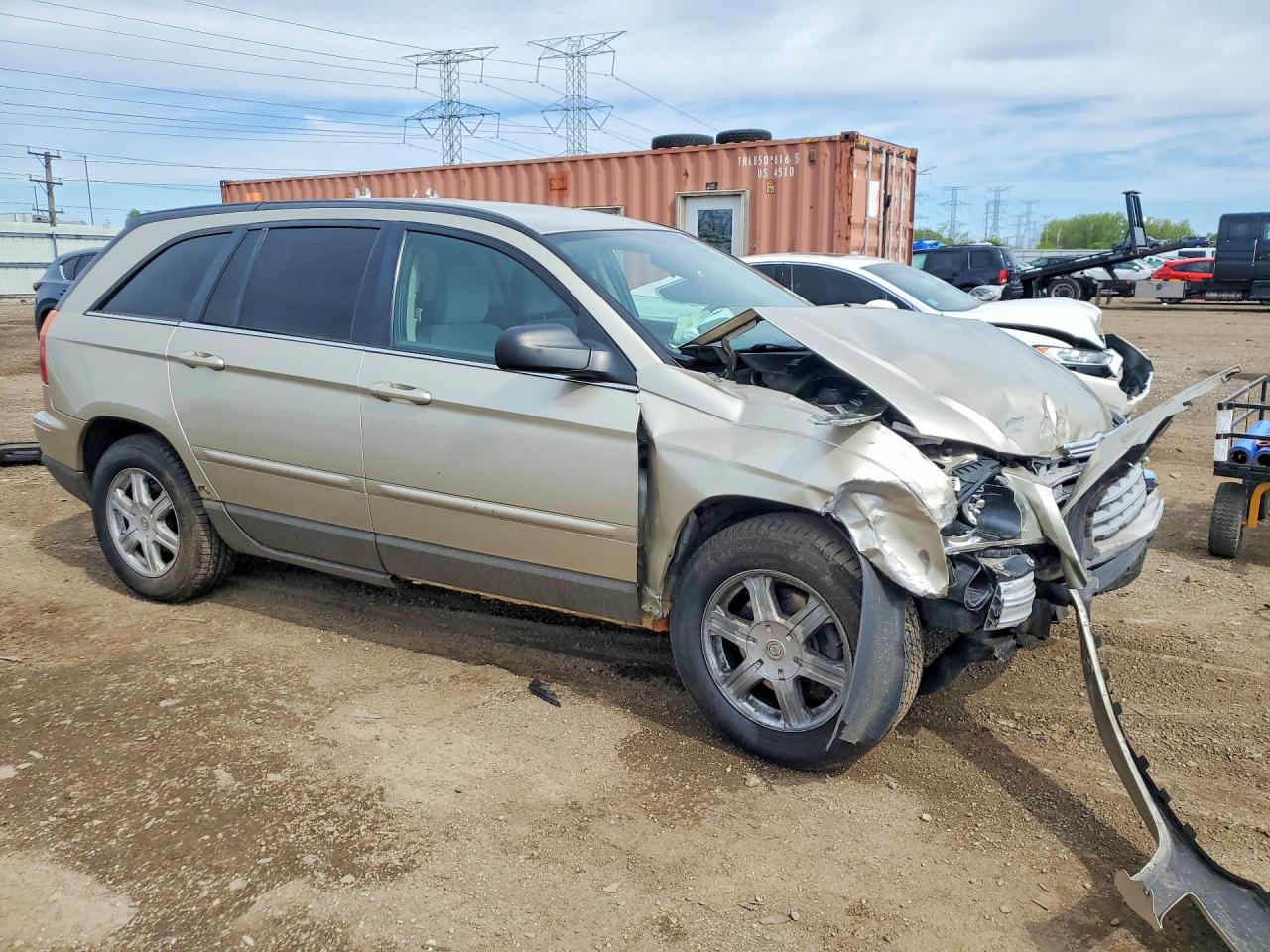 2005 Chrysler Pacifica Touring Бежевый vin: 2C4GM68475R361204