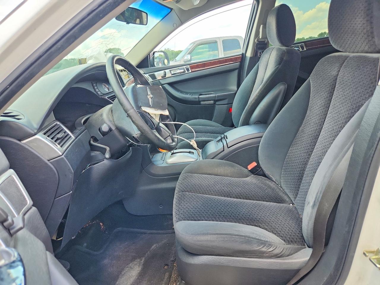 2005 Chrysler Pacifica White vin: 2C4GM68485R655680