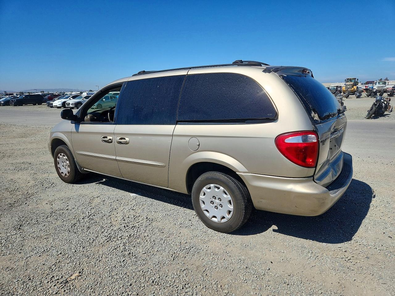 2003 Chrysler Town & Country Gold vin: 2C4GP24333R242799
