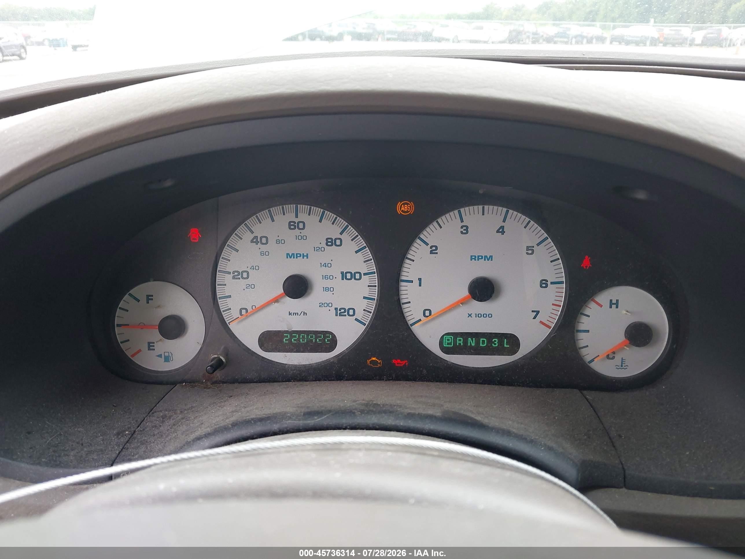 2003 Chrysler Town & Country   Silver vin: 2C4GP24363R242120