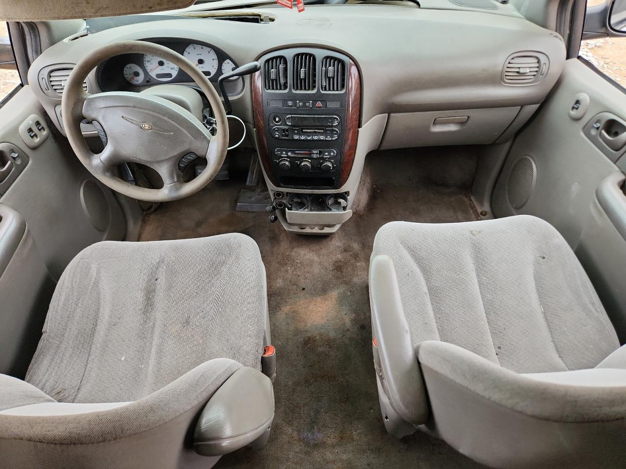 2003 Chrysler Town & Country Серебряный vin: 2C4GP243X3R241813