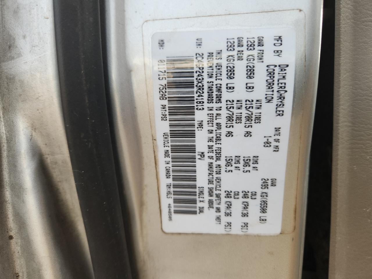 2003 Chrysler Town & Country Серебряный vin: 2C4GP243X3R241813