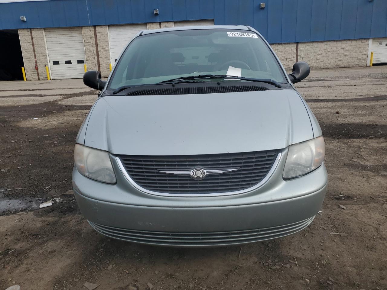 2003 Chrysler Town & Country Silver vin: 2C4GP24R13R269777