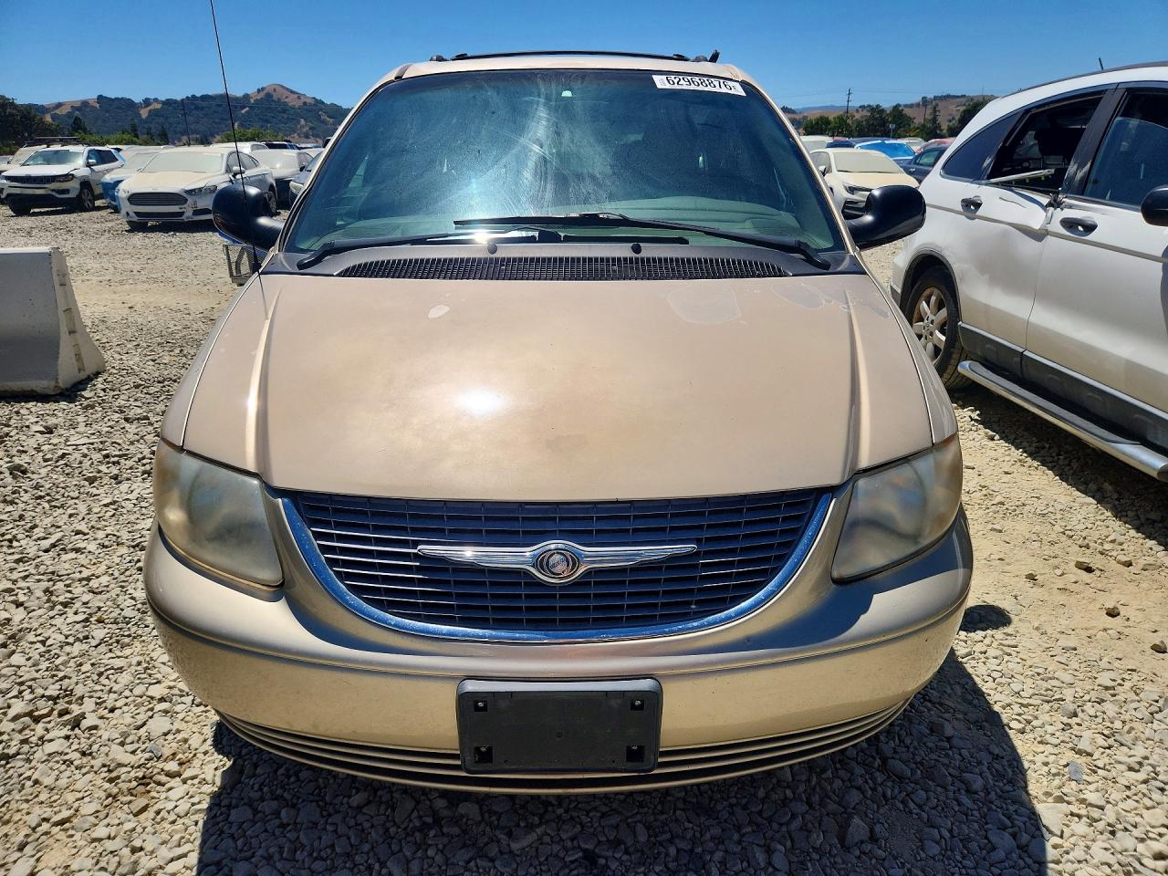 2001 Chrysler Town & Country Lx Tan vin: 2C4GP44301R253039