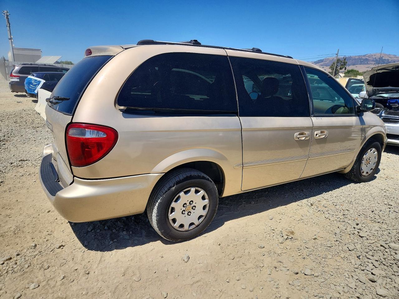 2001 Chrysler Town & Country Lx Tan vin: 2C4GP44301R253039