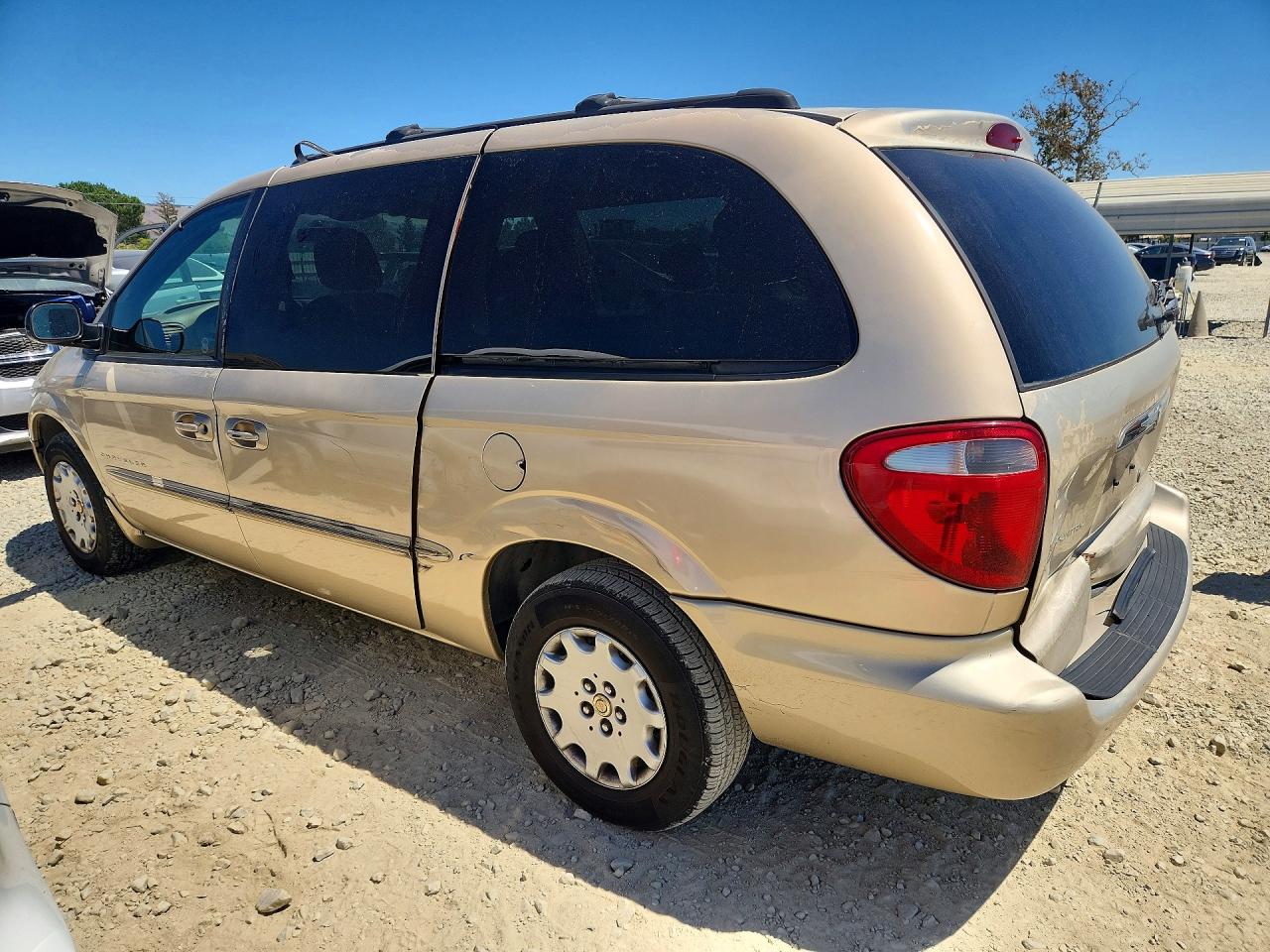 2001 Chrysler Town & Country Lx Tan vin: 2C4GP44301R253039