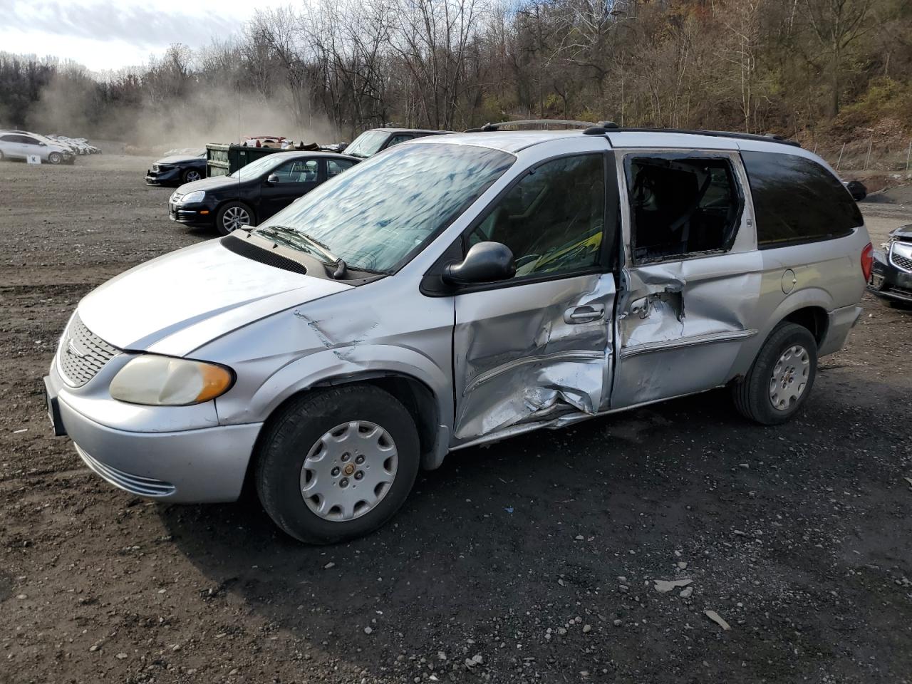 2001 Chrysler Town & Country Lx Серебряный vin: 2C4GP44301R317001