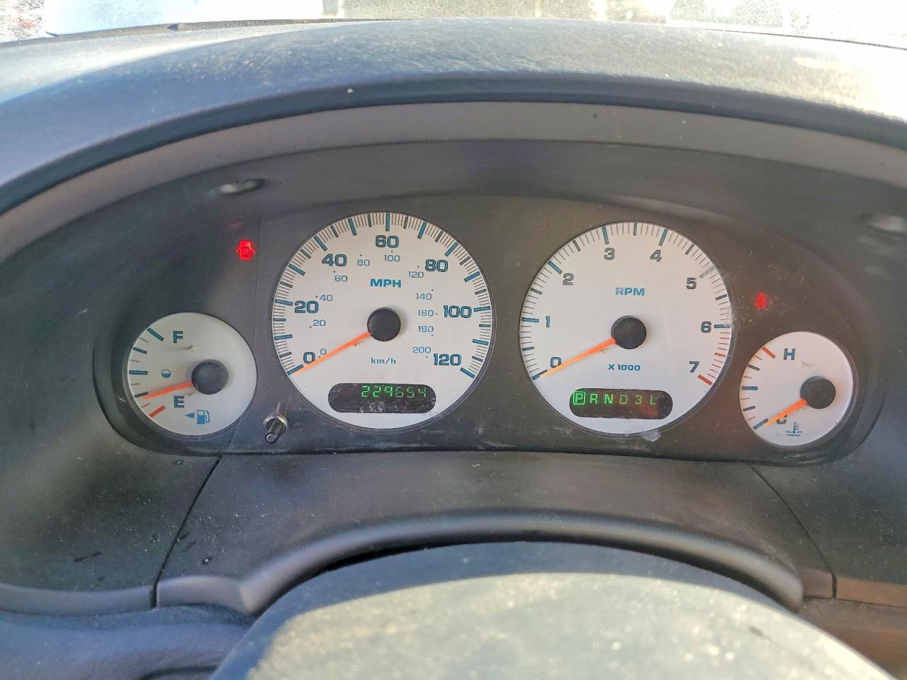 2002 Chrysler Town & Country Lx White vin: 2C4GP44312R624310