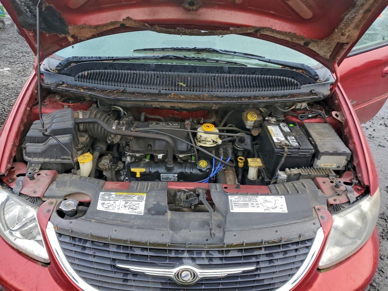 2003 Chrysler Town & Country Lx Red vin: 2C4GP44313R312327
