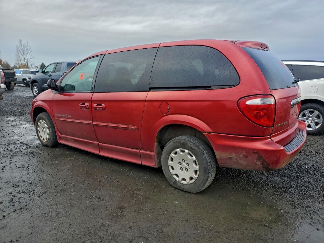 2003 Chrysler Town & Country Lx Red vin: 2C4GP44313R312327