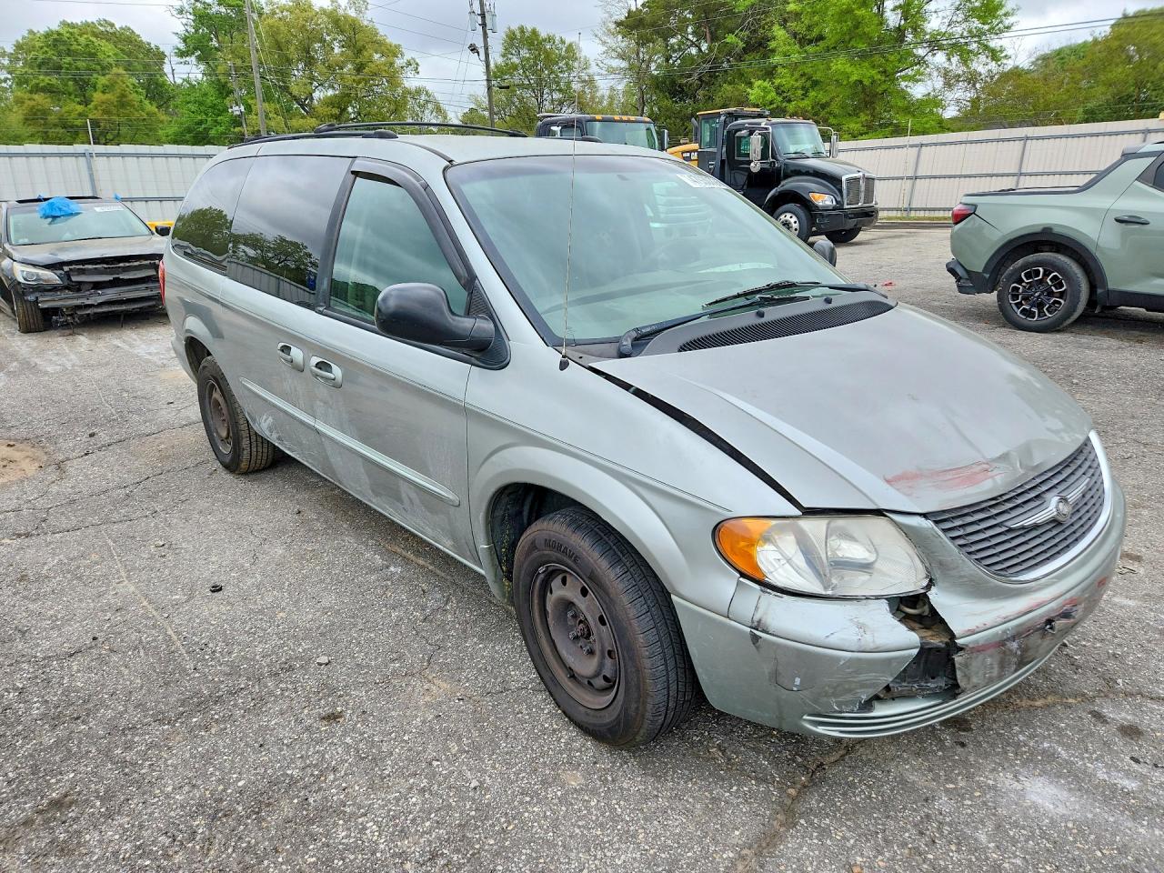 2003 Chrysler Town & Country Lx Silver vin: 2C4GP44323R264563