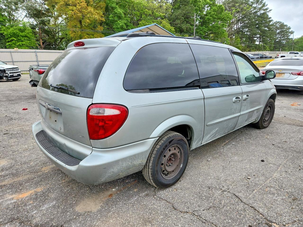 2003 Chrysler Town & Country Lx Silver vin: 2C4GP44323R264563