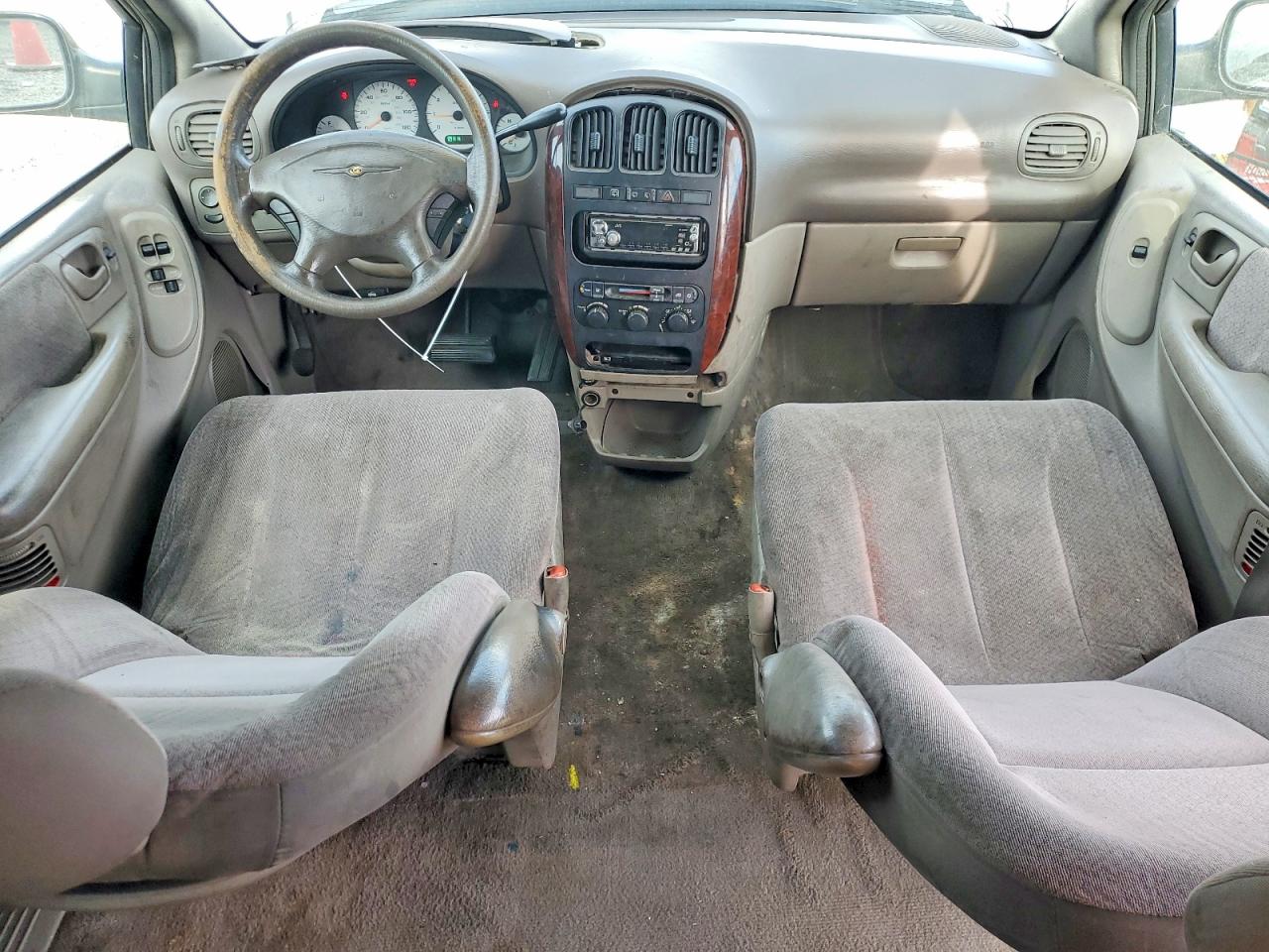 2001 Chrysler Town & Country Lx White vin: 2C4GP44331R204210